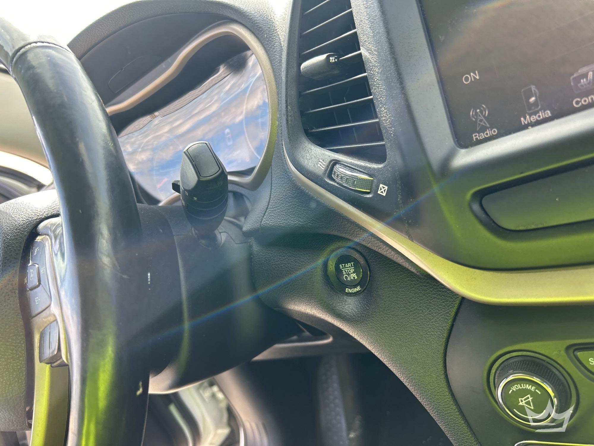 2015 Jeep CHEROKEE