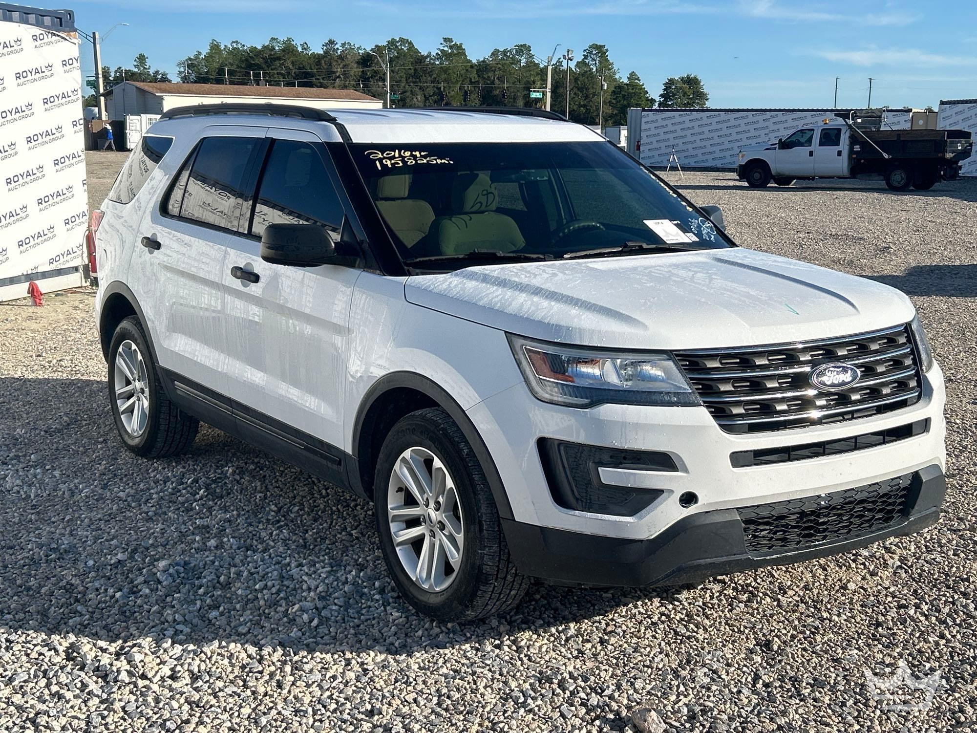2016 Ford Explorer