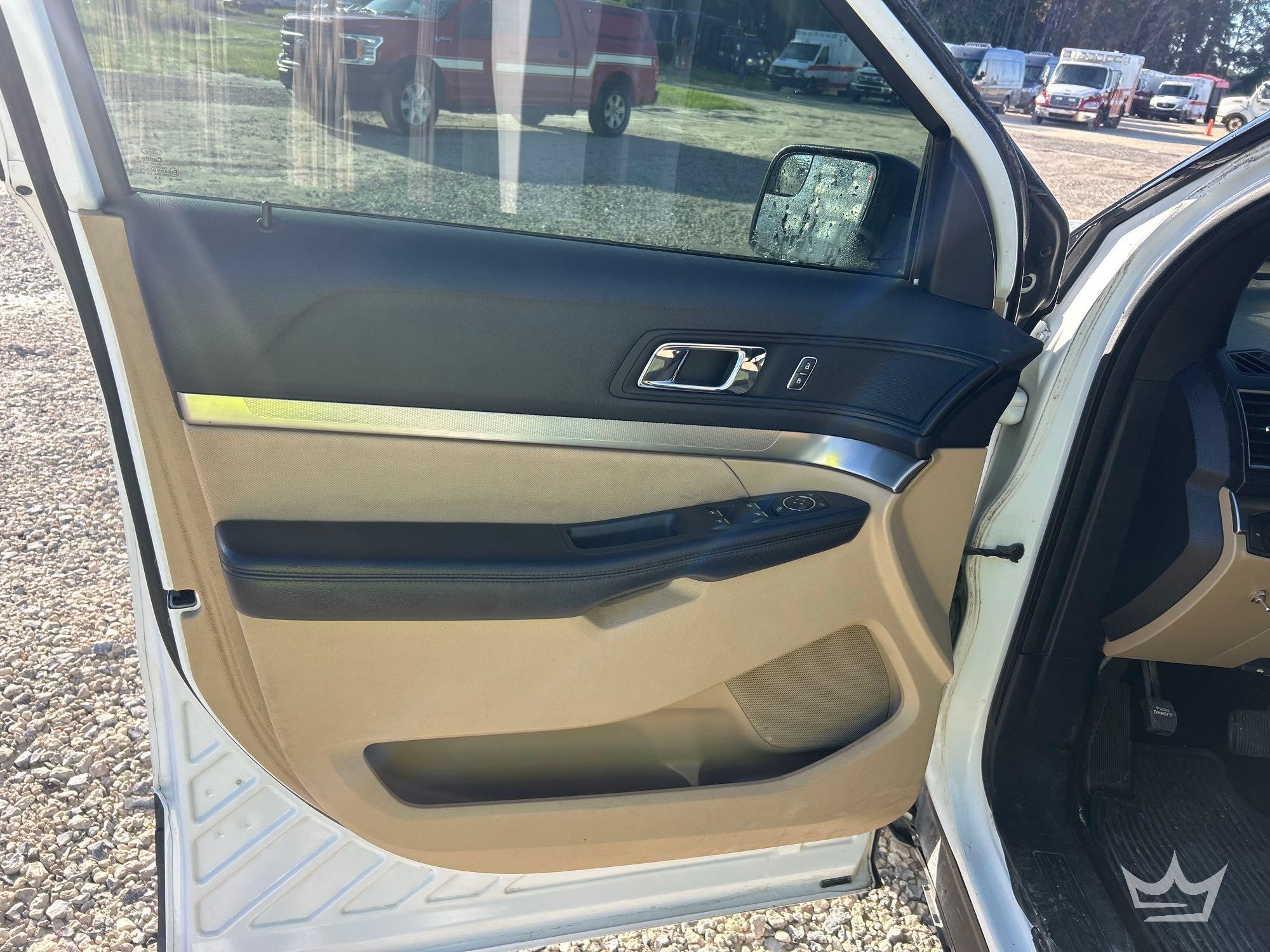 2016 Ford Explorer