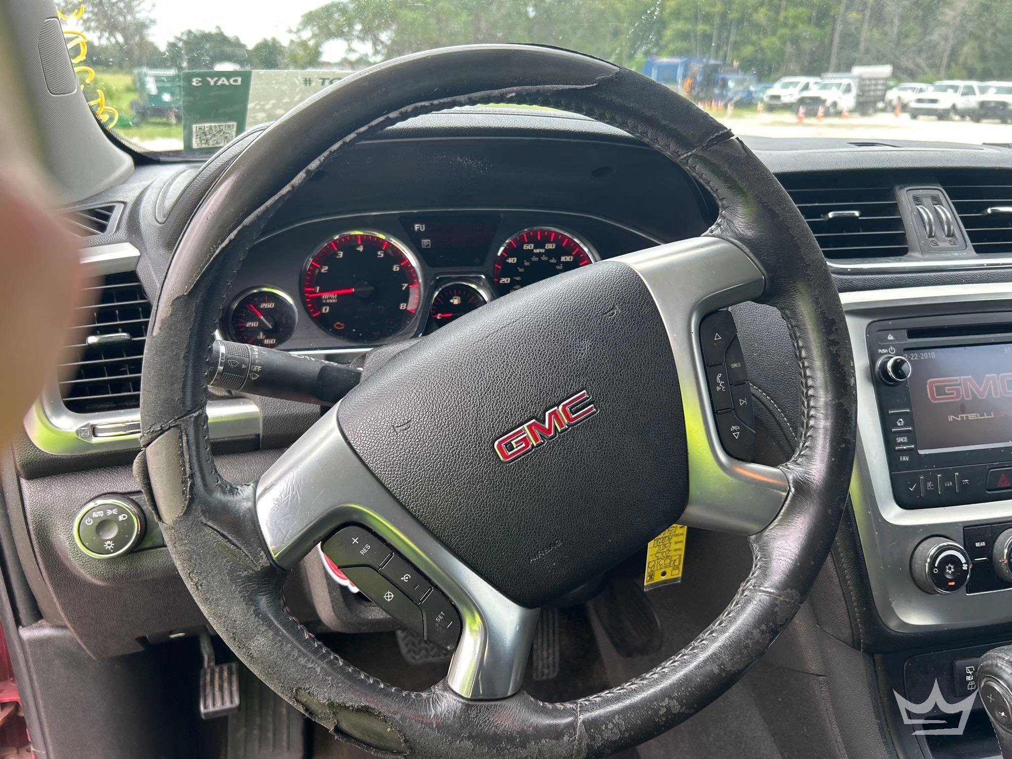 2013 GMC Acadia