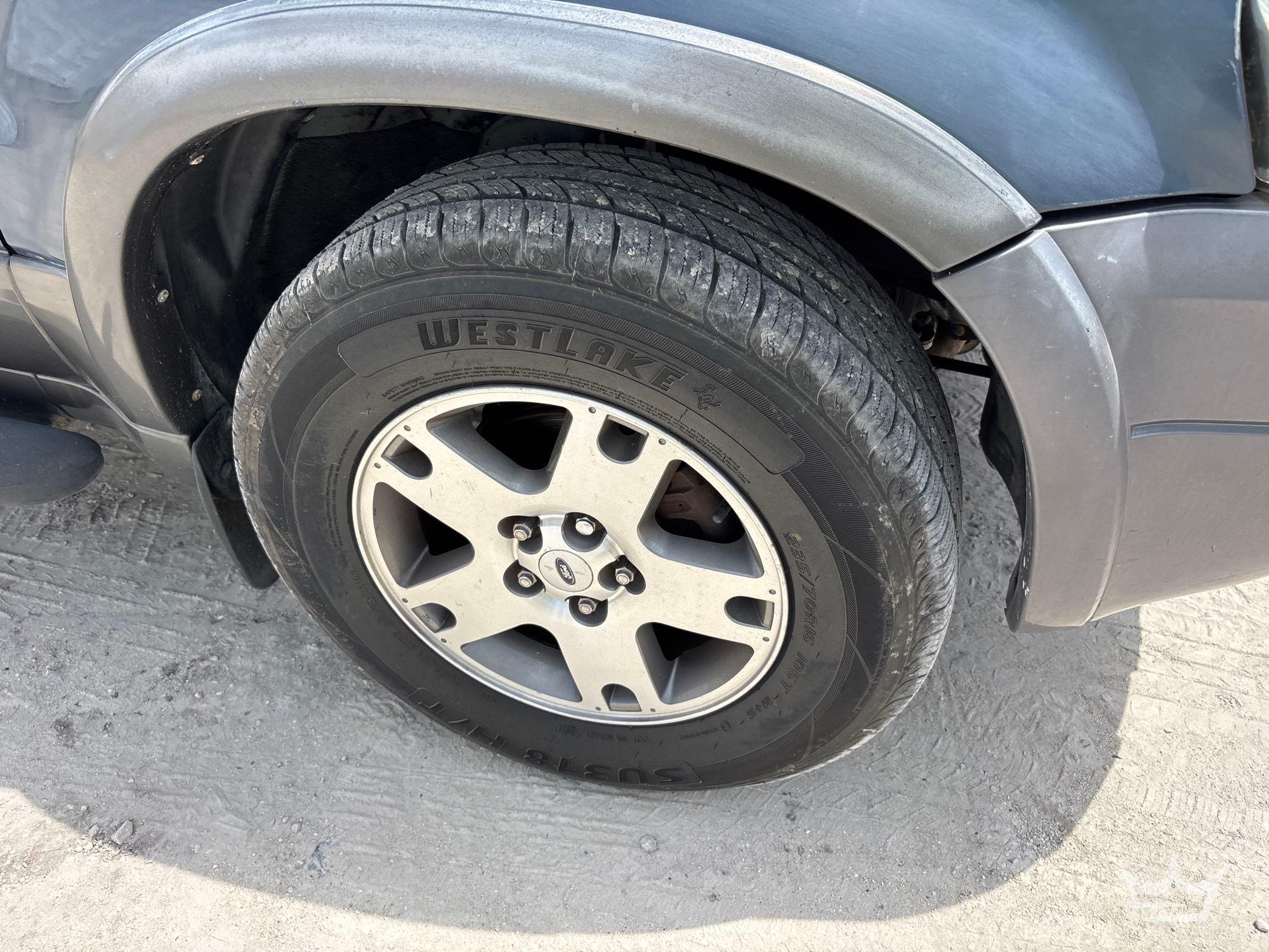 2005 Ford Escape