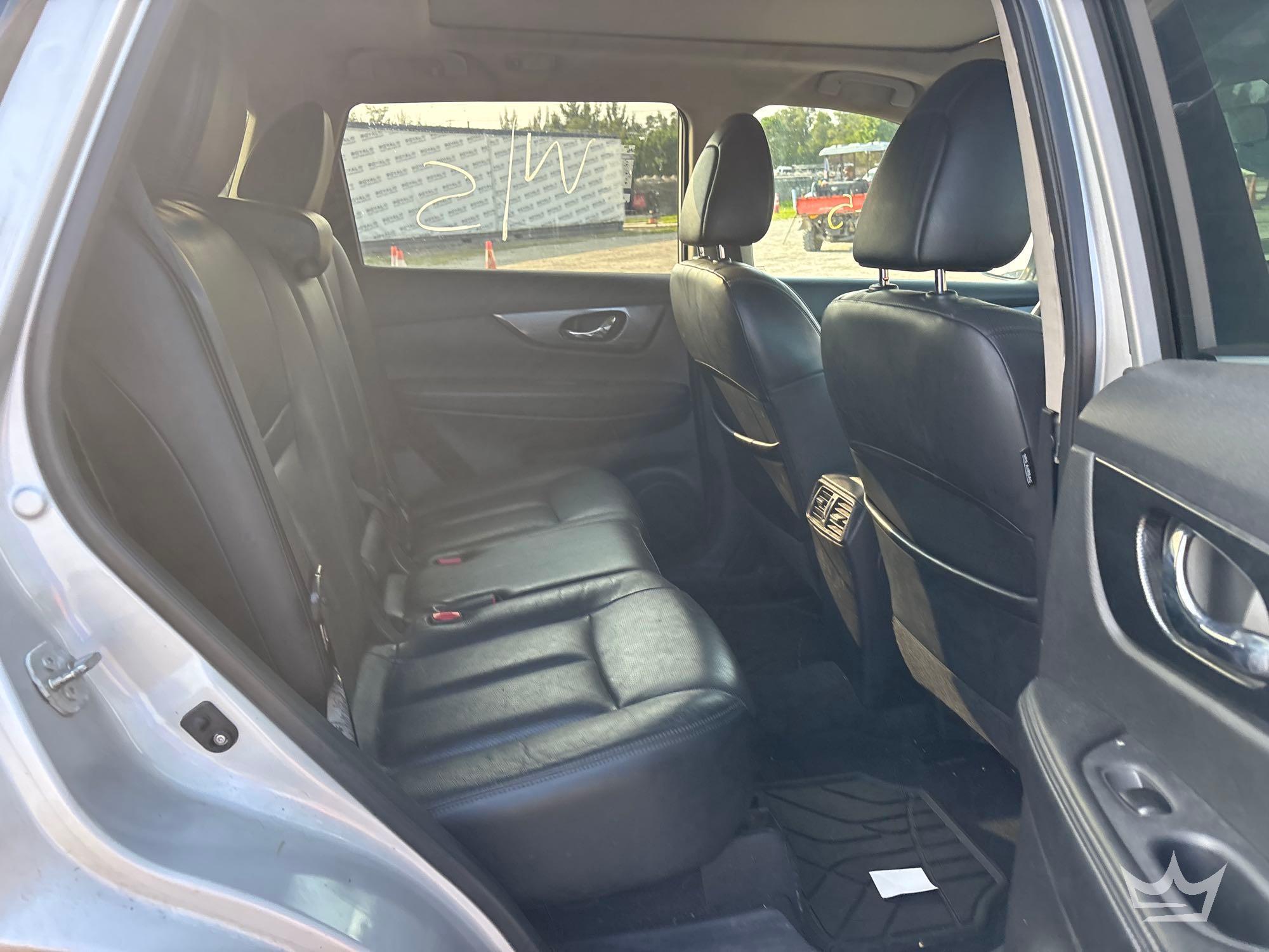2015 Nissan ROGUE