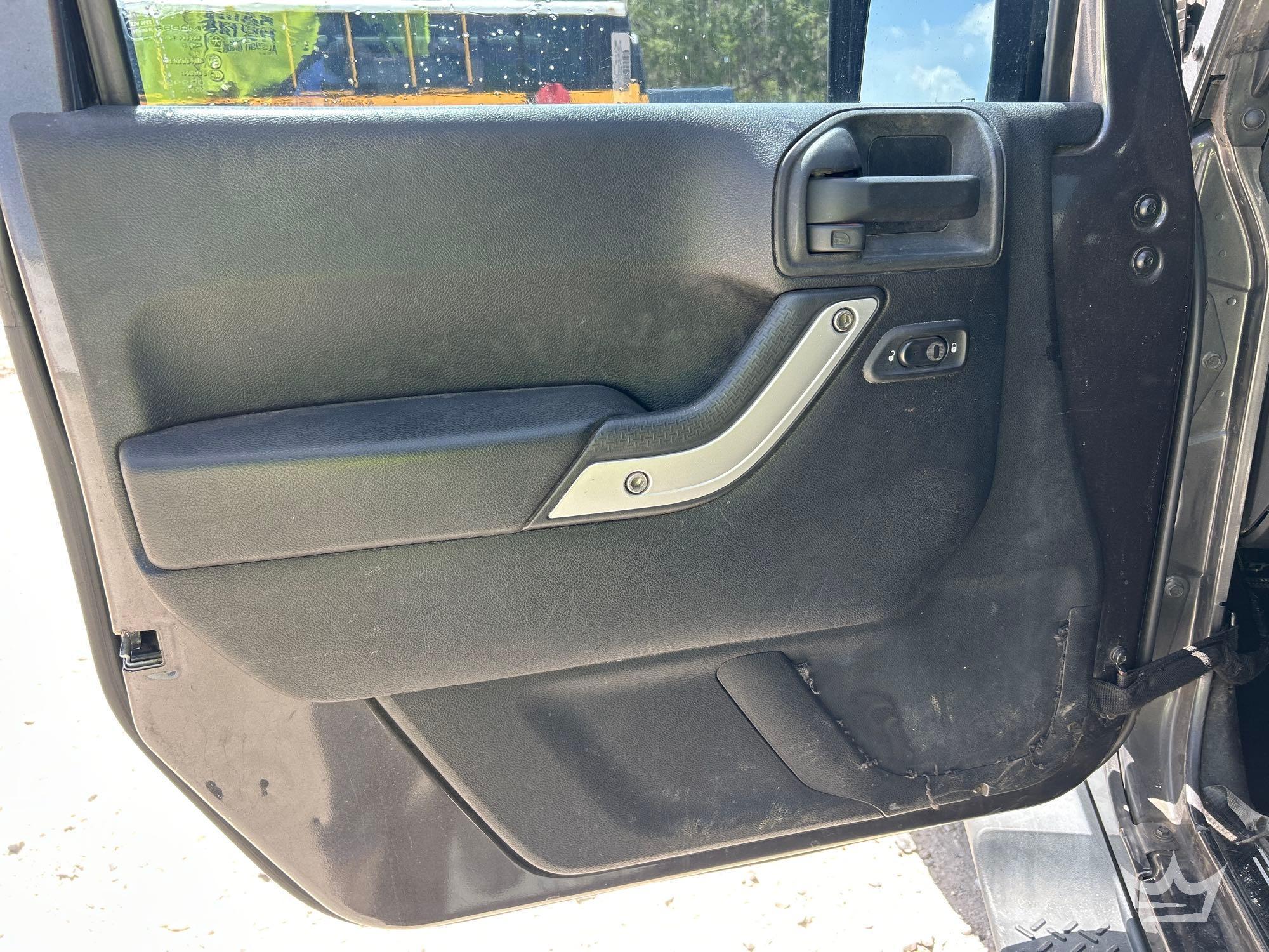 2014 Jeep WRANGLER