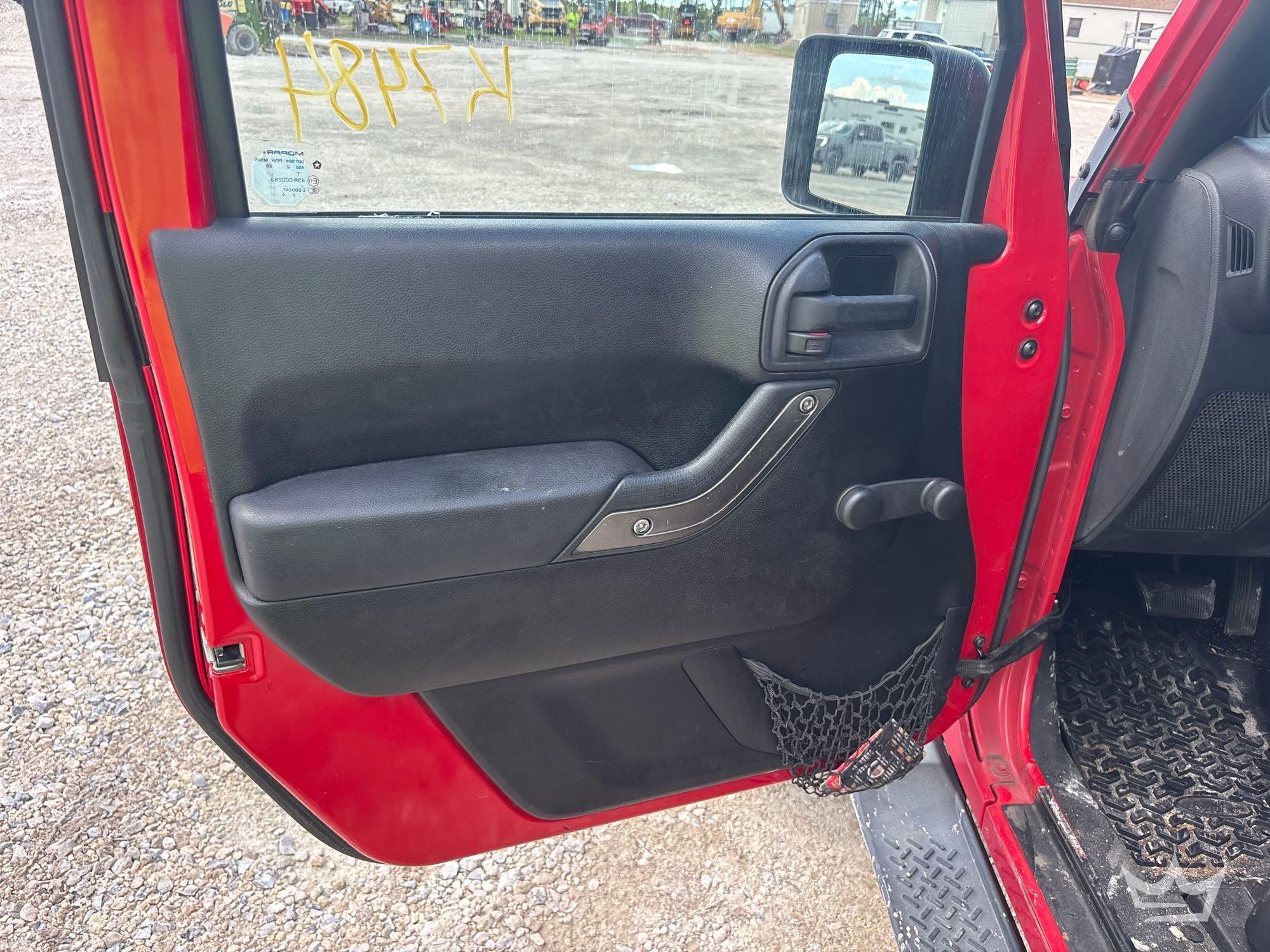 2012 Jeep WRANGLER