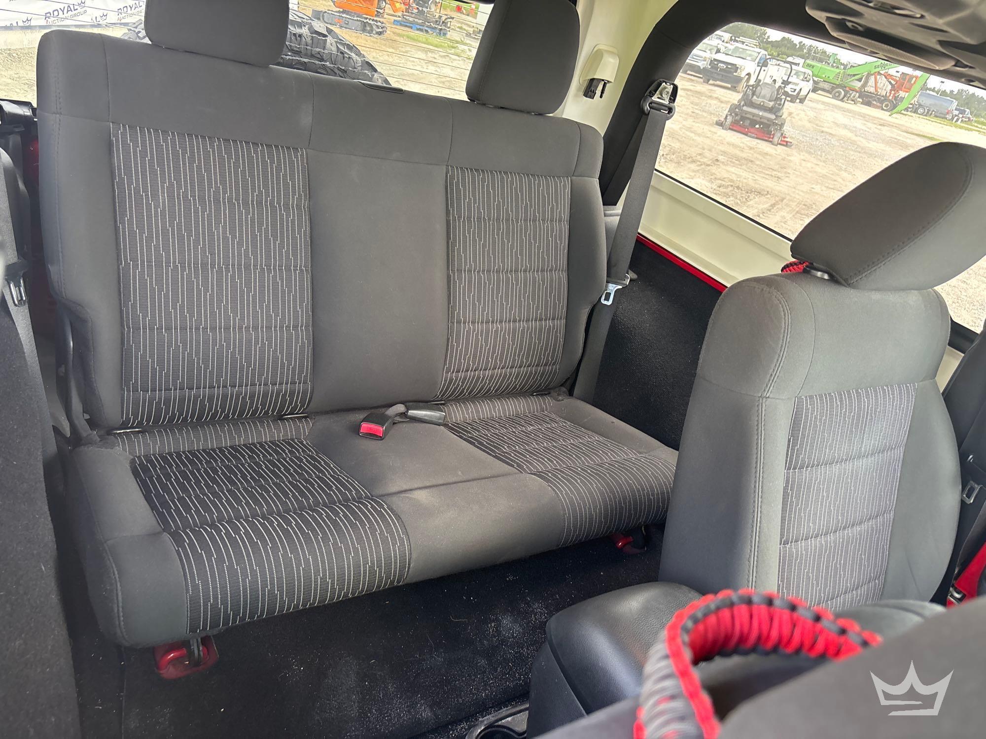 2012 Jeep WRANGLER