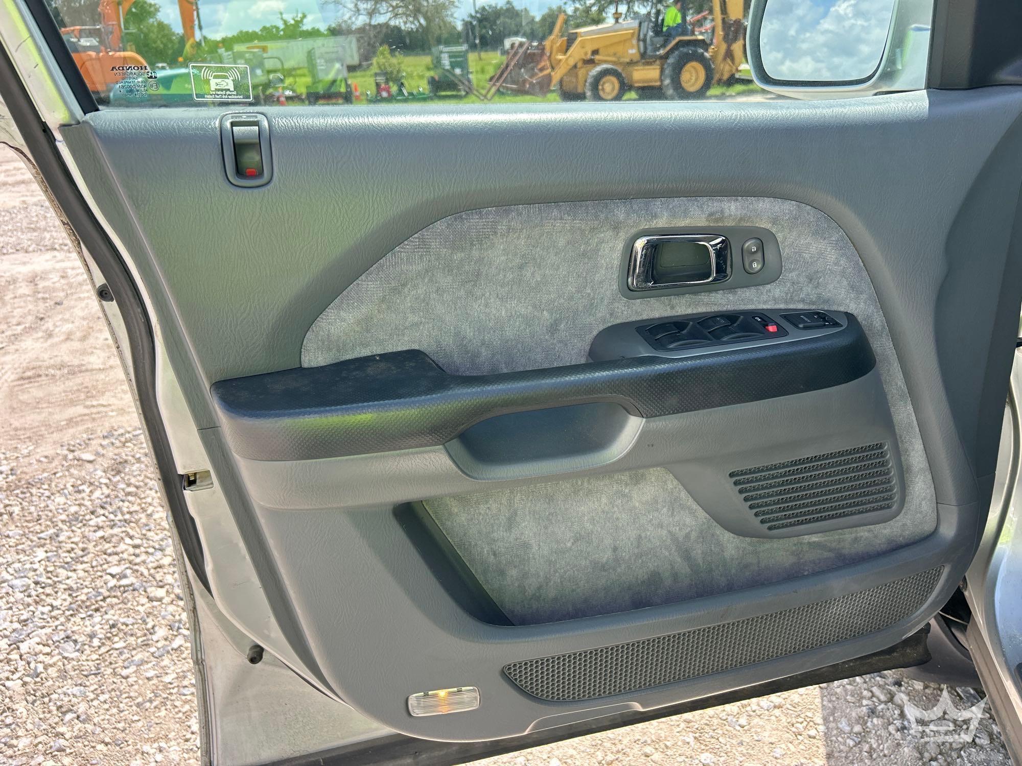 2004 Honda PILOT