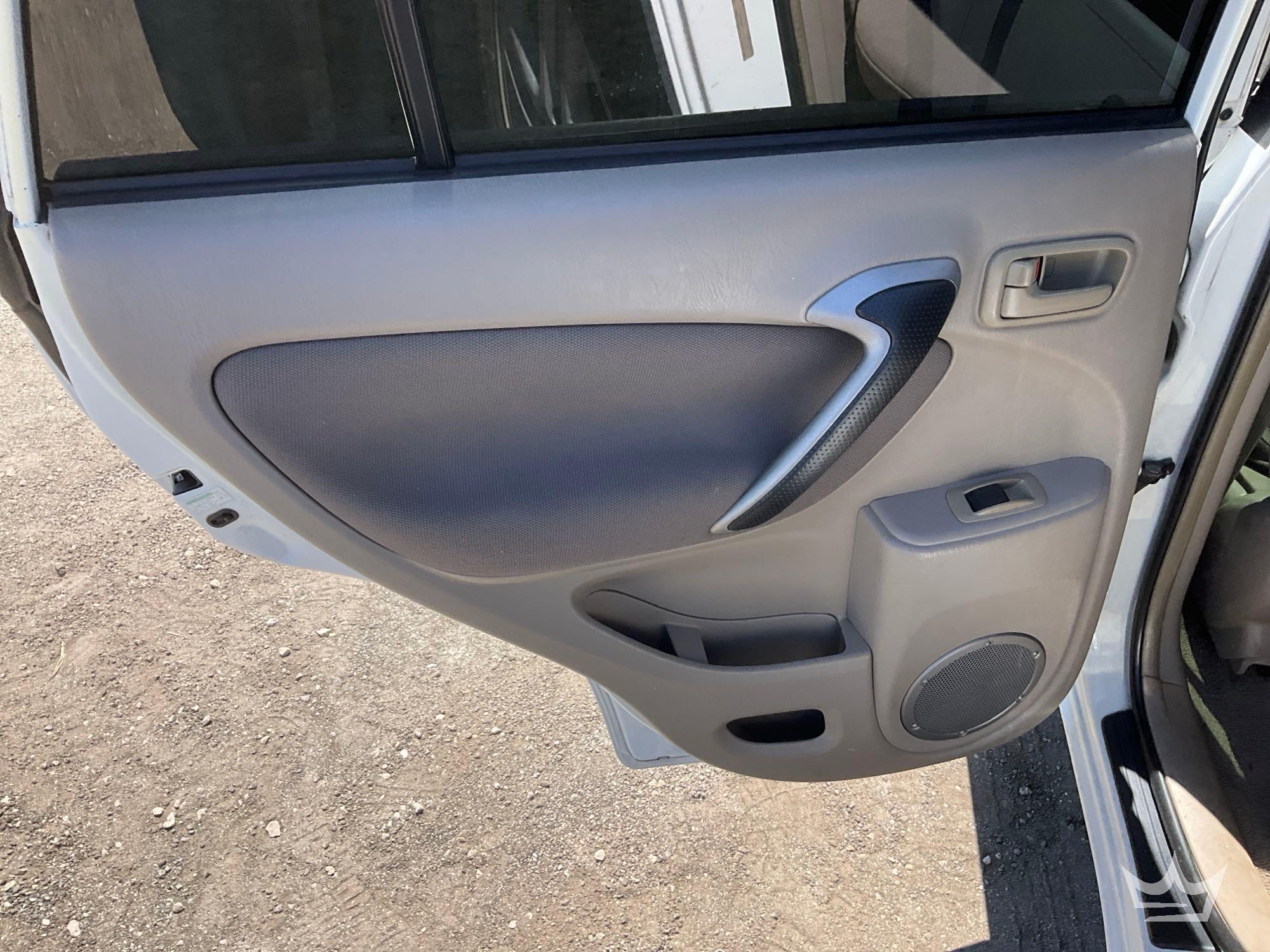 2002 Toyota RAV4