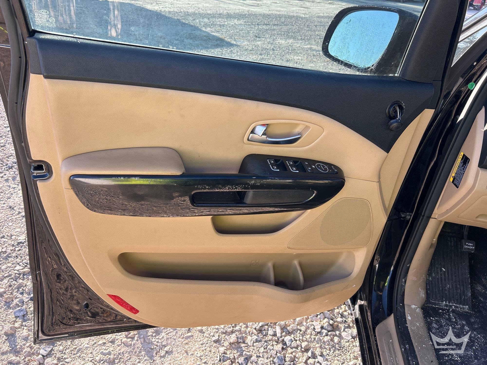 2015 Kia Sedona