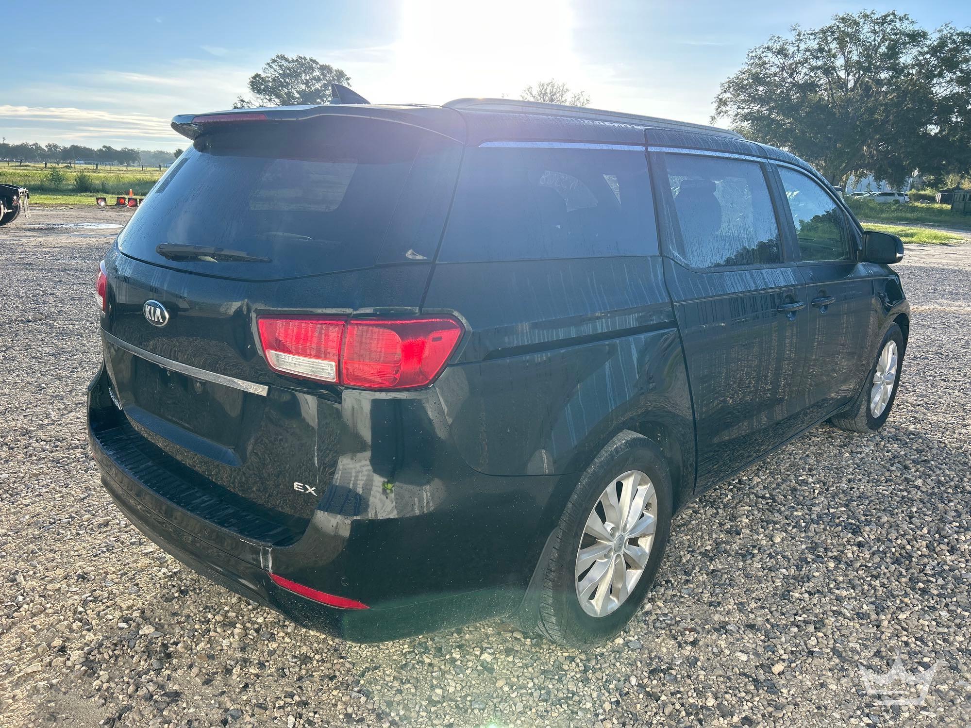 2015 Kia Sedona