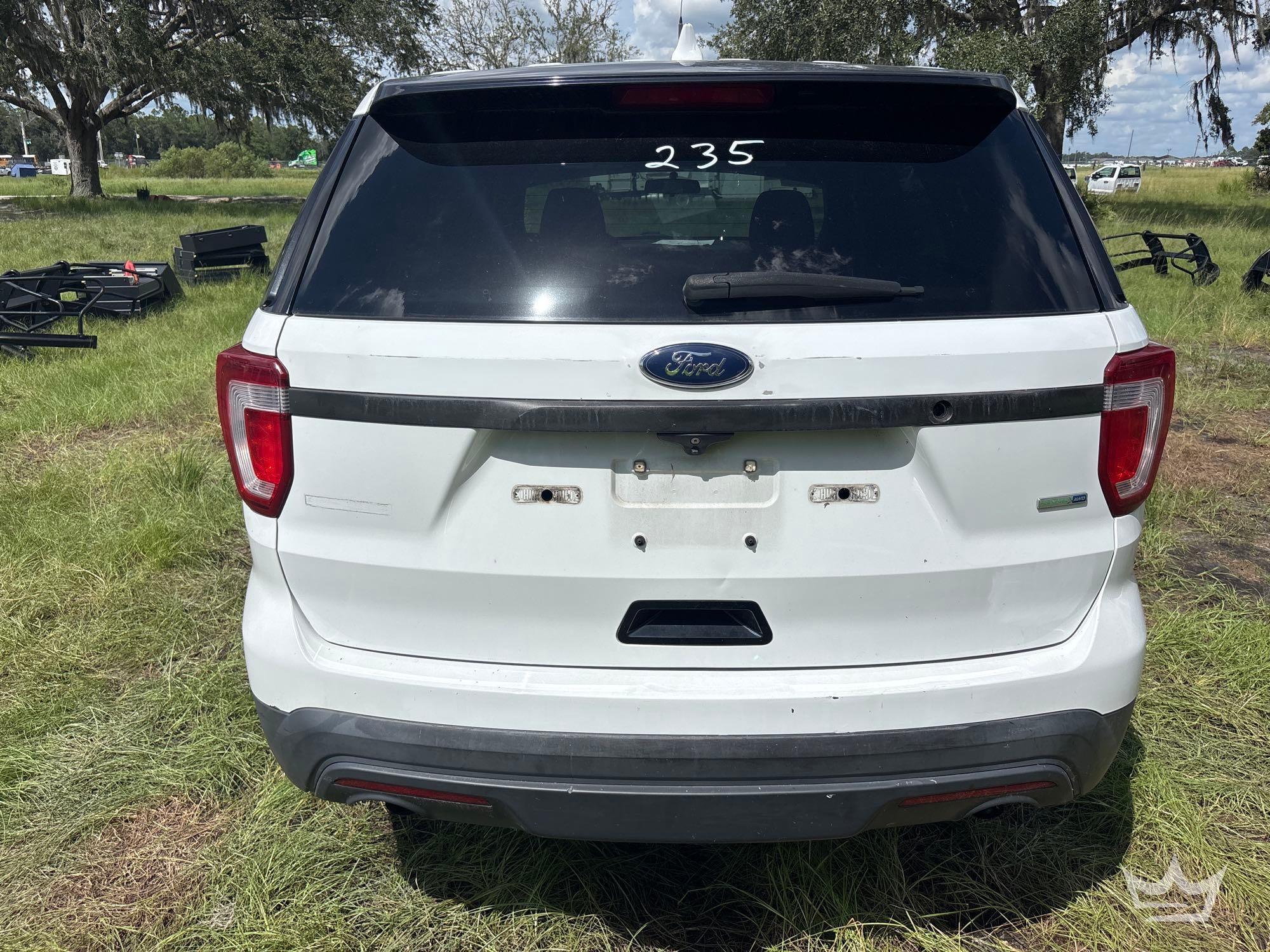 2016 Ford Explorer