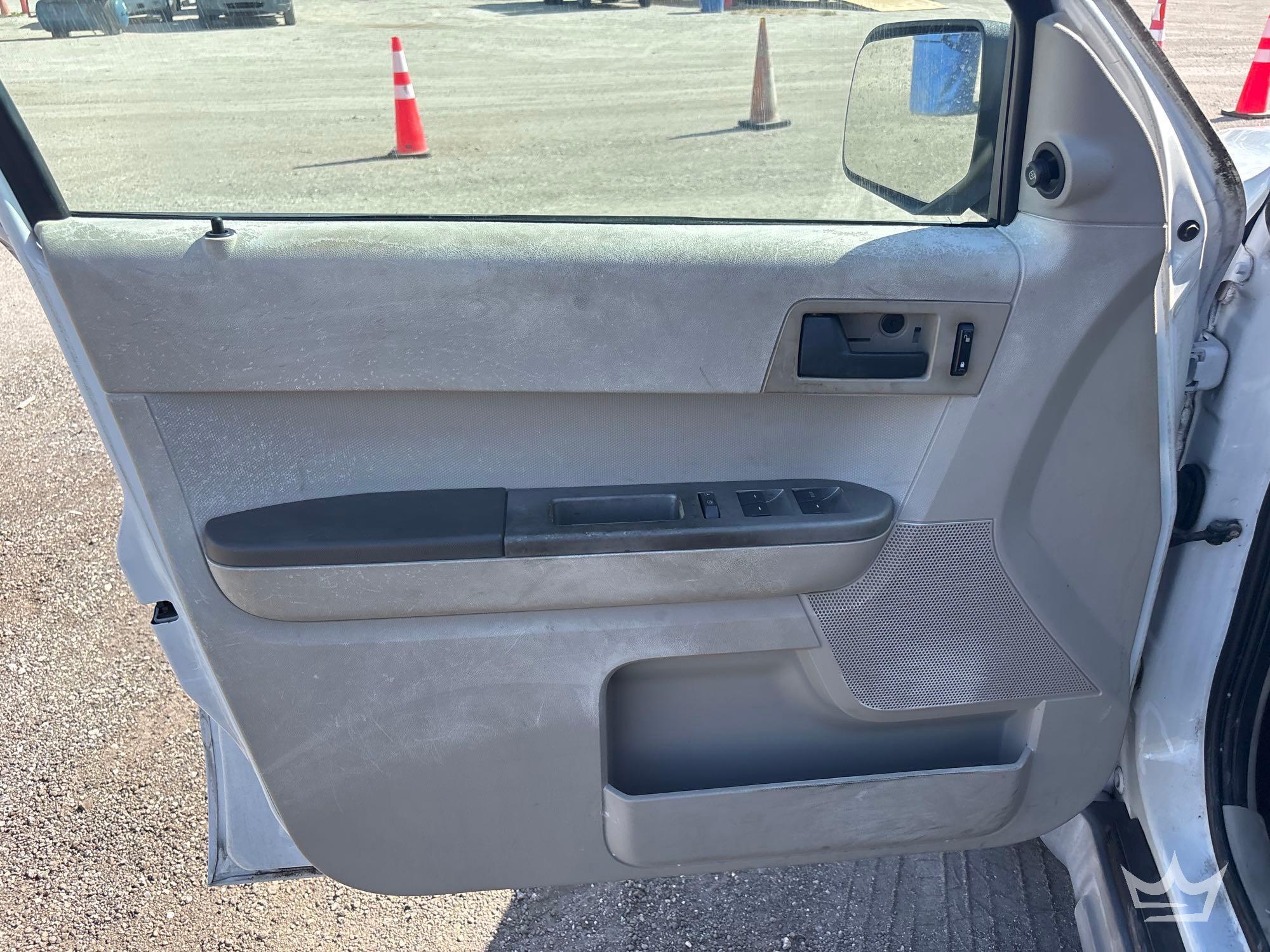 2008 Ford ESCAPE