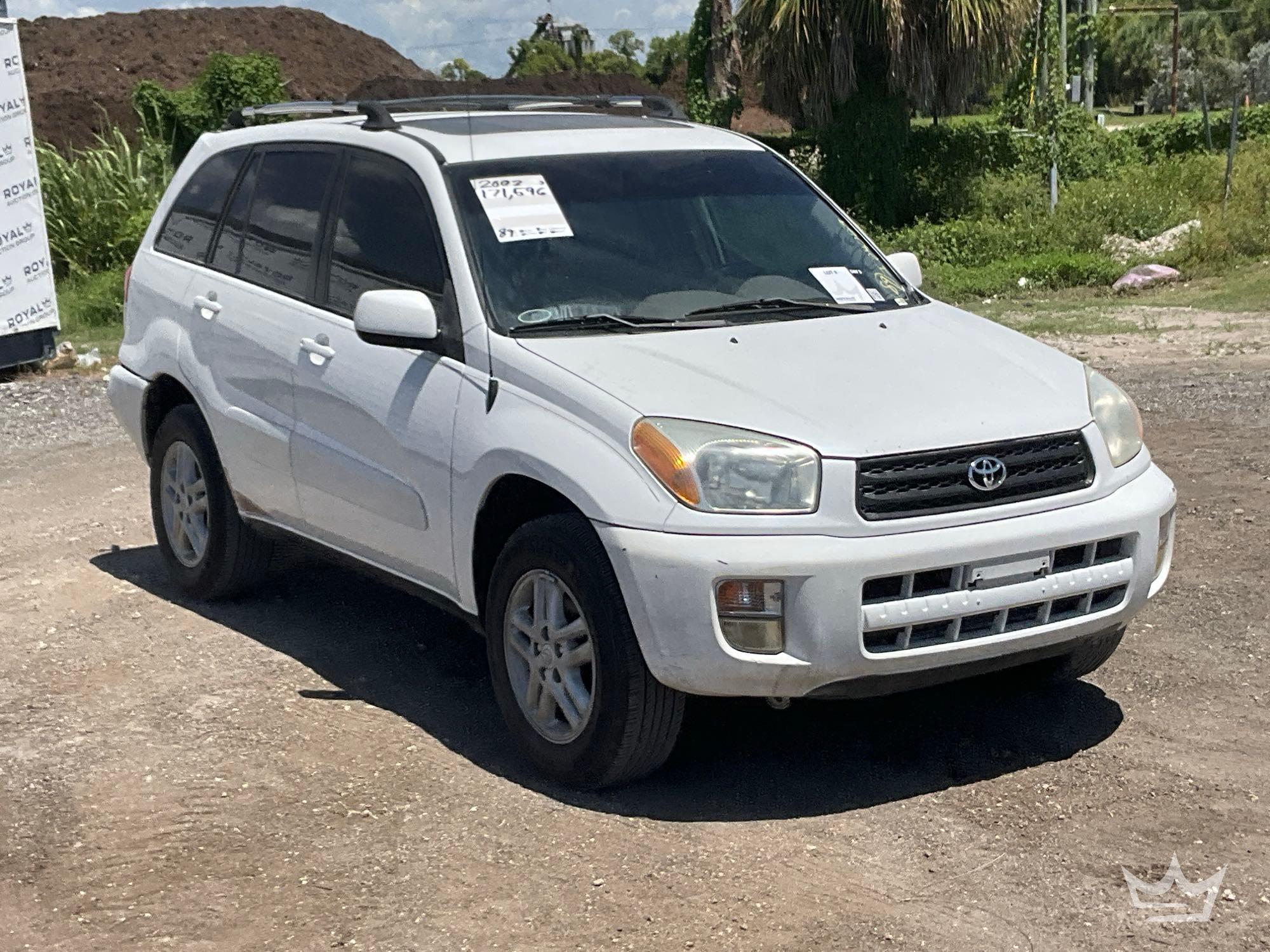 Photo of 2002 Toyota RAV4