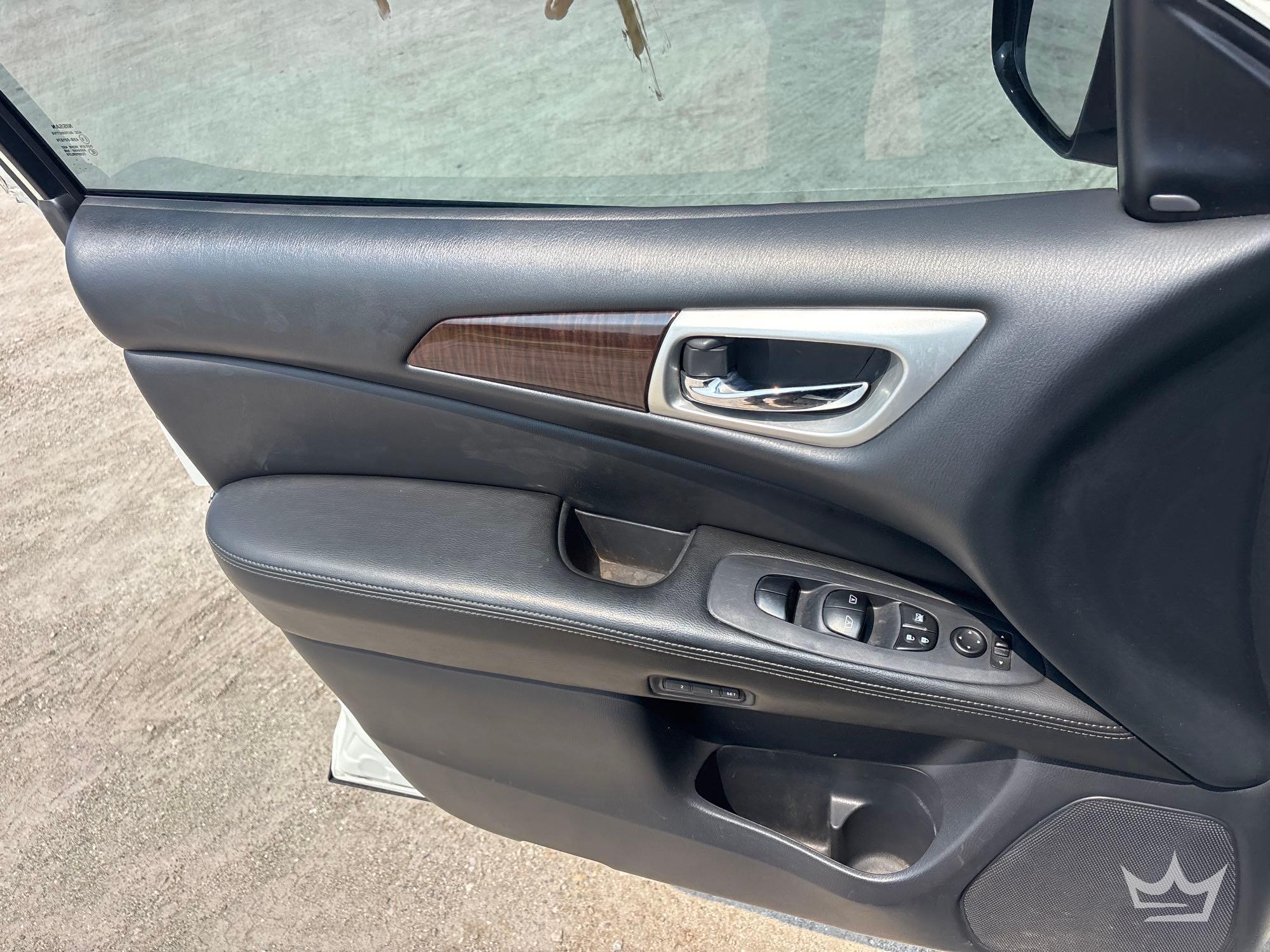 2015 Nissan PATHFINDER