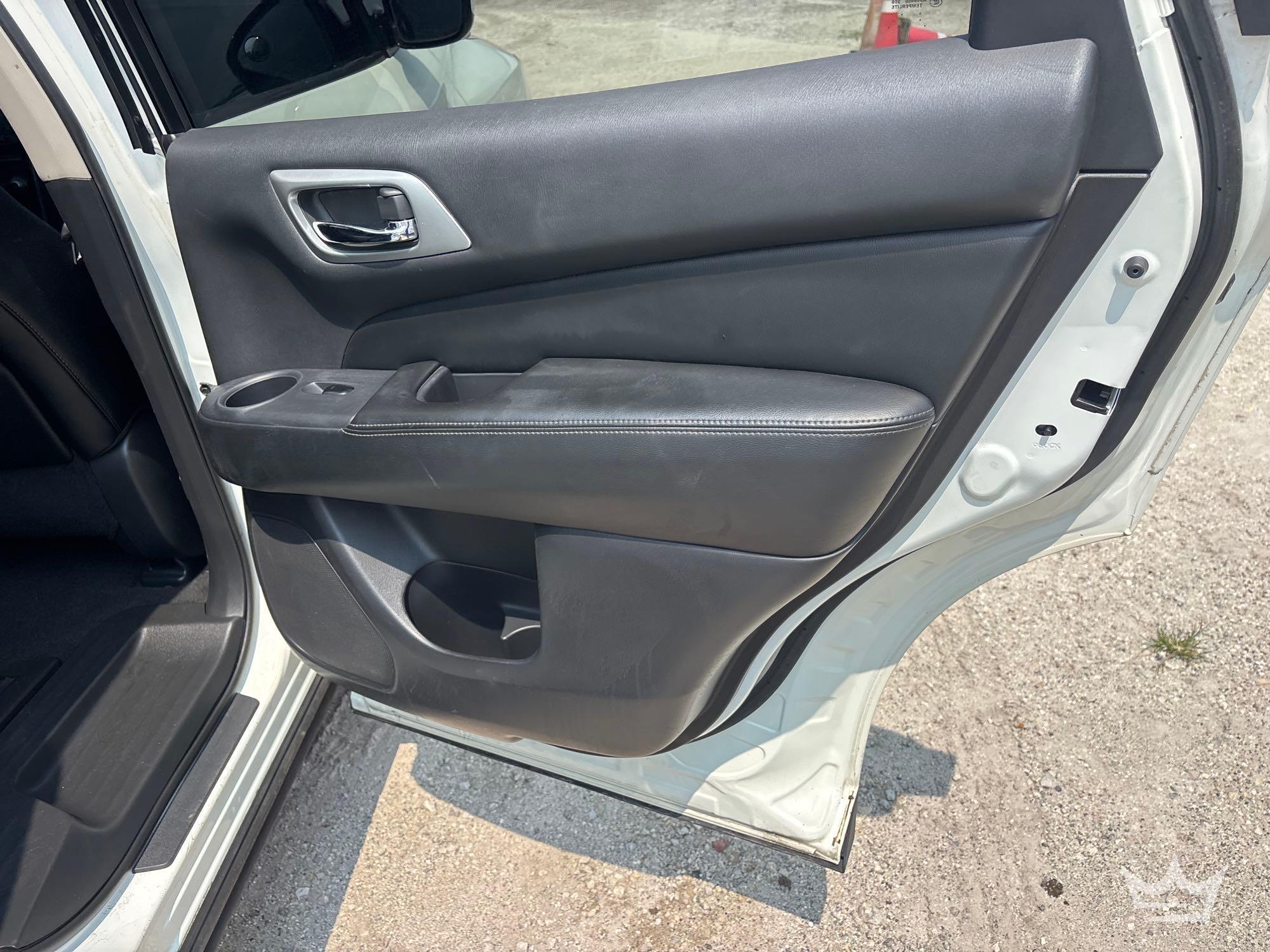 2015 Nissan PATHFINDER