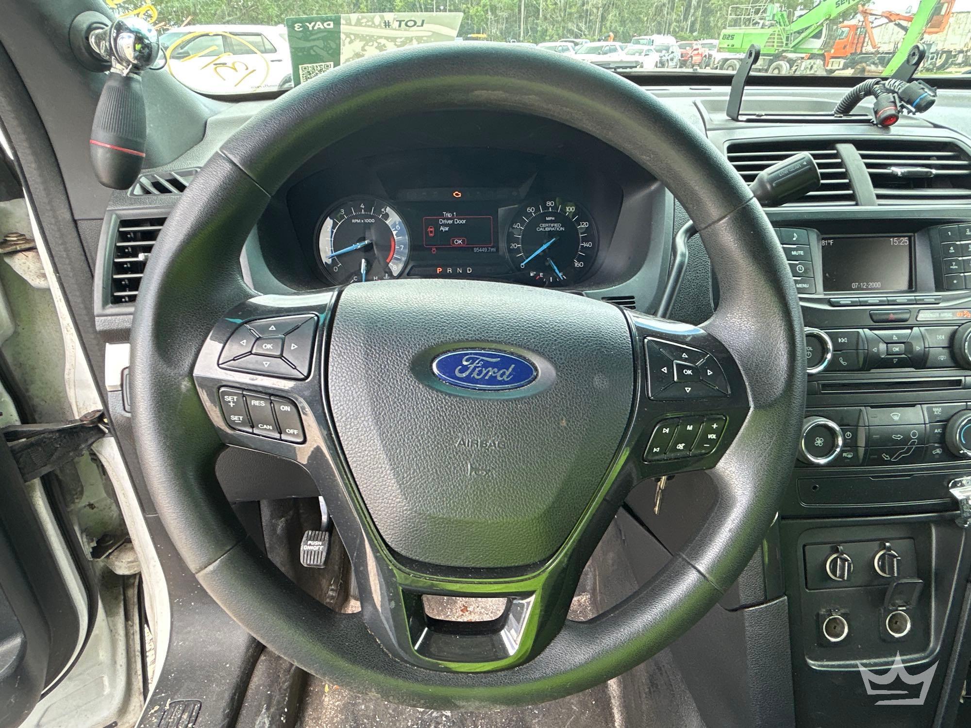 2017 Ford EXPLORER