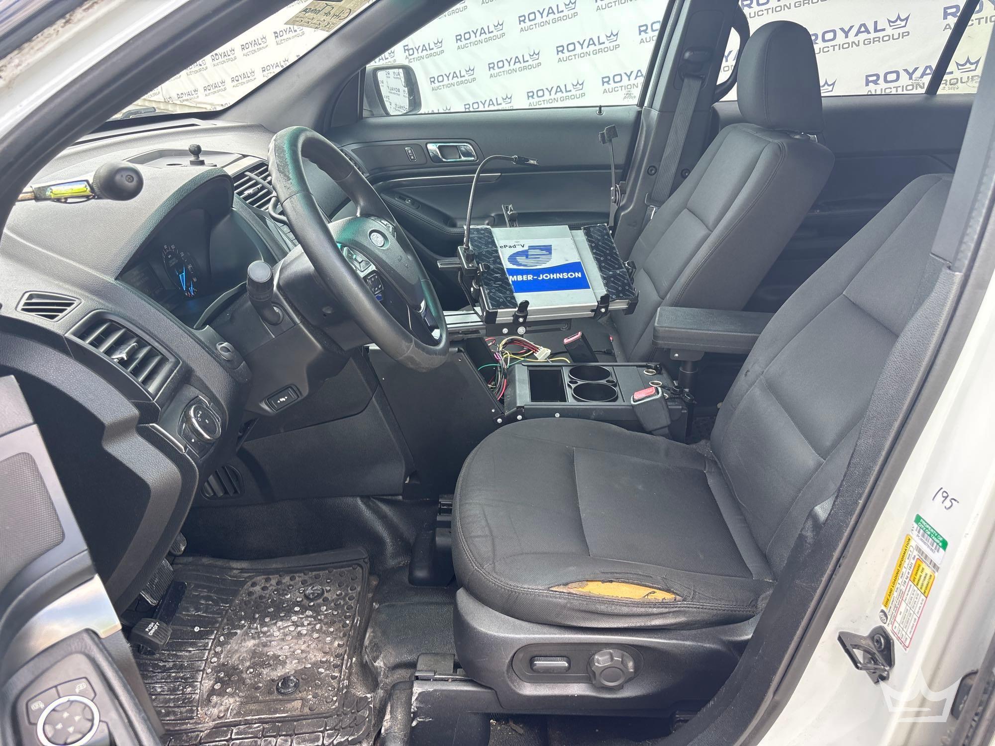 2016 Ford EXPLORER