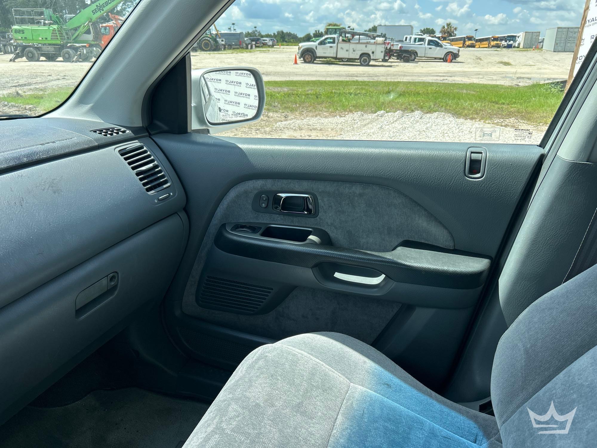 2004 Honda PILOT