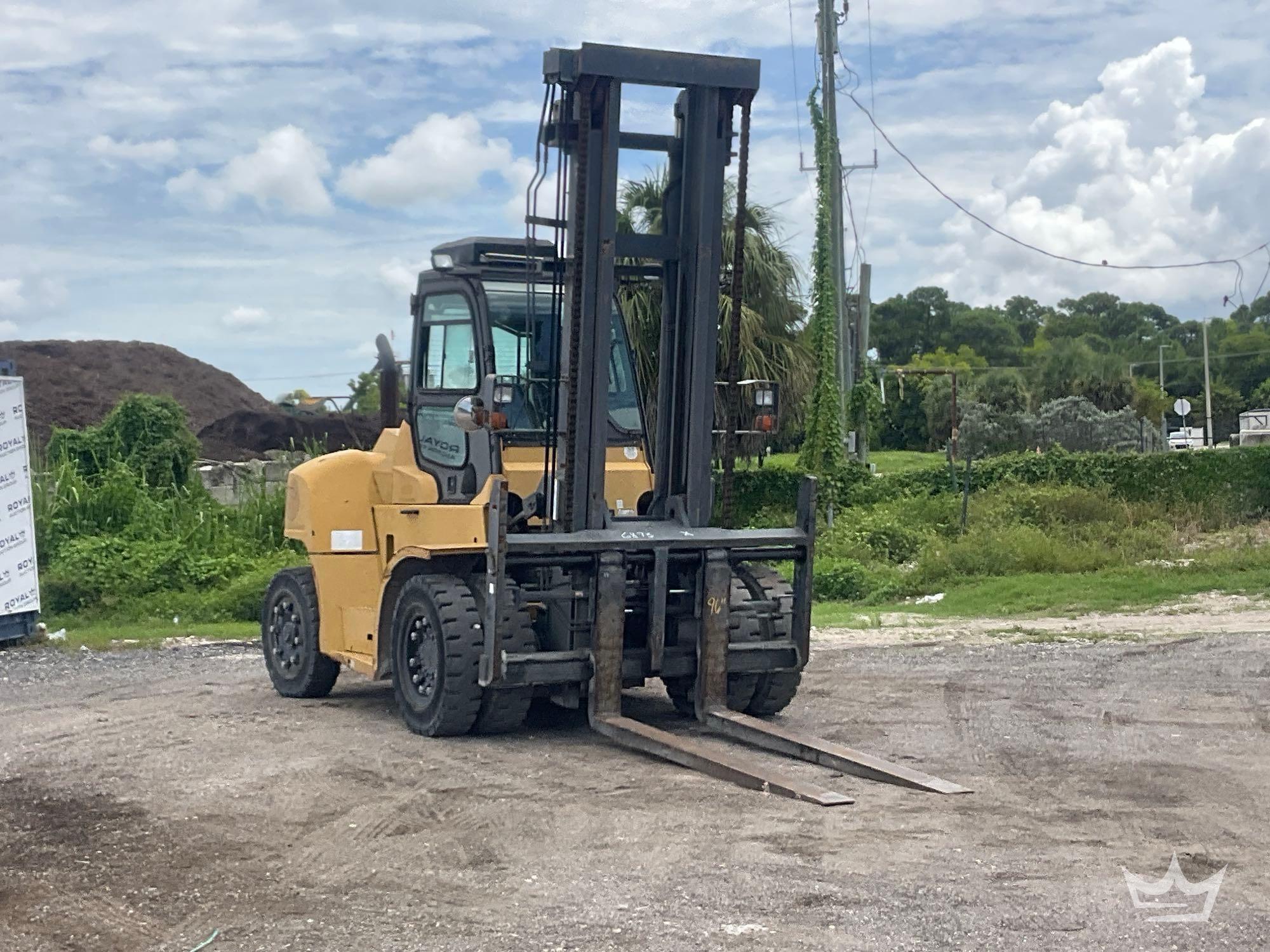 2014 Caterpillar DP100NT
