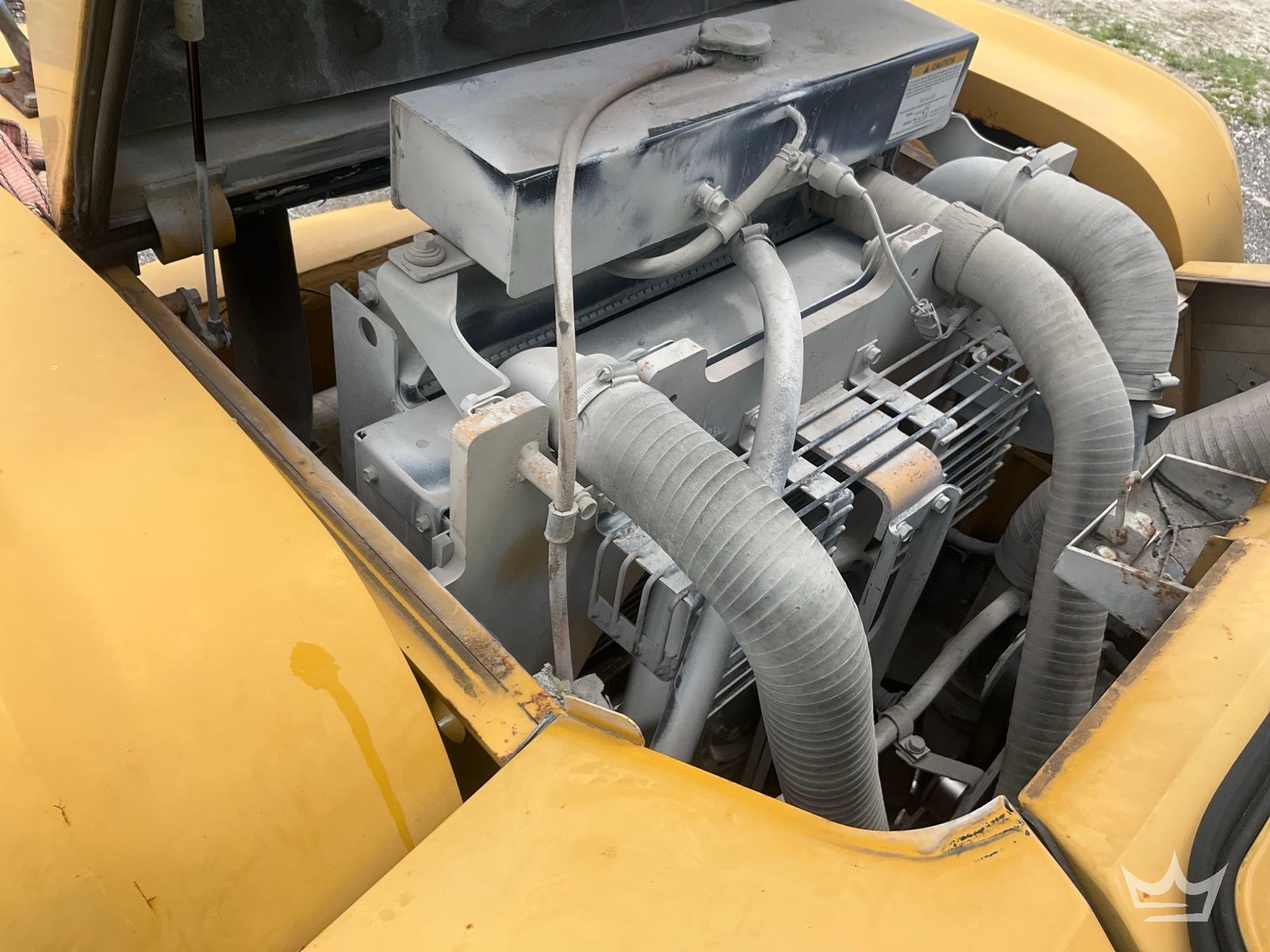 2014 Caterpillar DP100NT