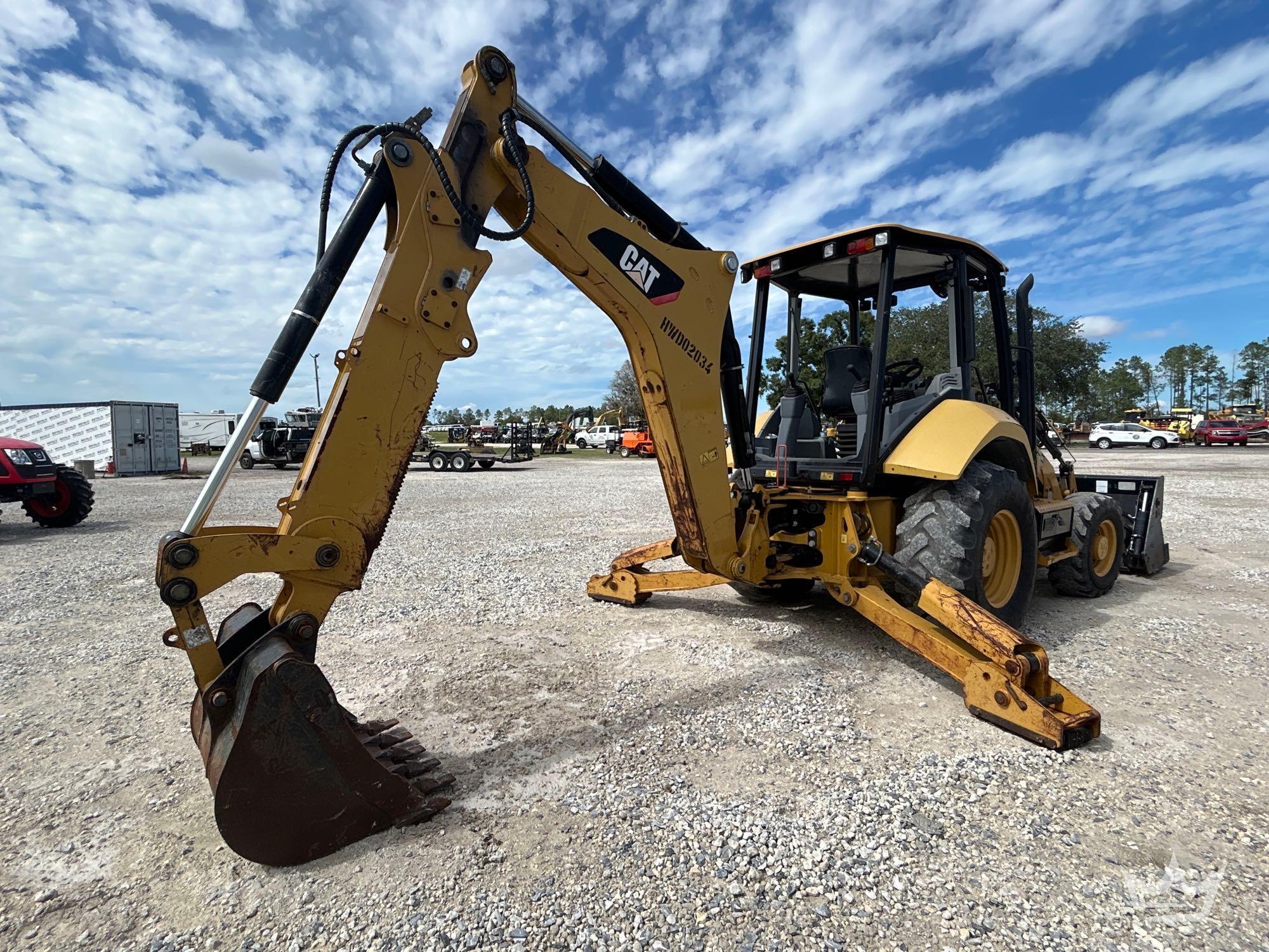 2017 Caterpillar 420F2 IT