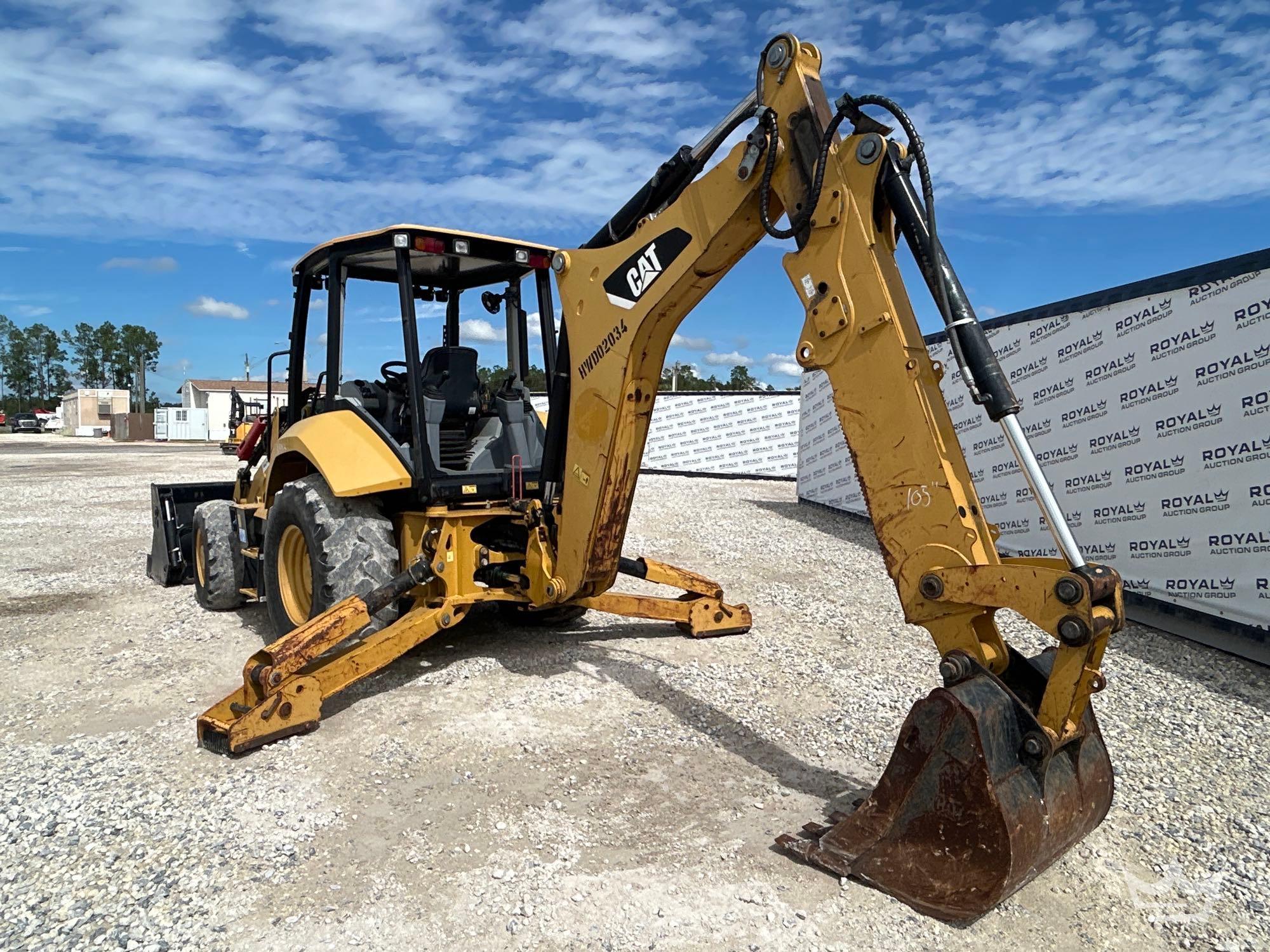 2017 Caterpillar 420F2 IT