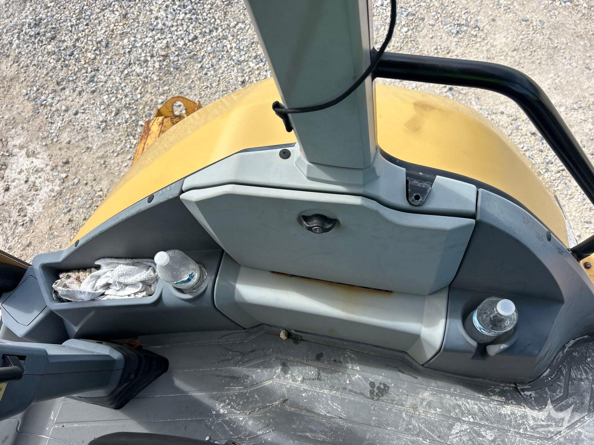 2017 Caterpillar 420F2 IT