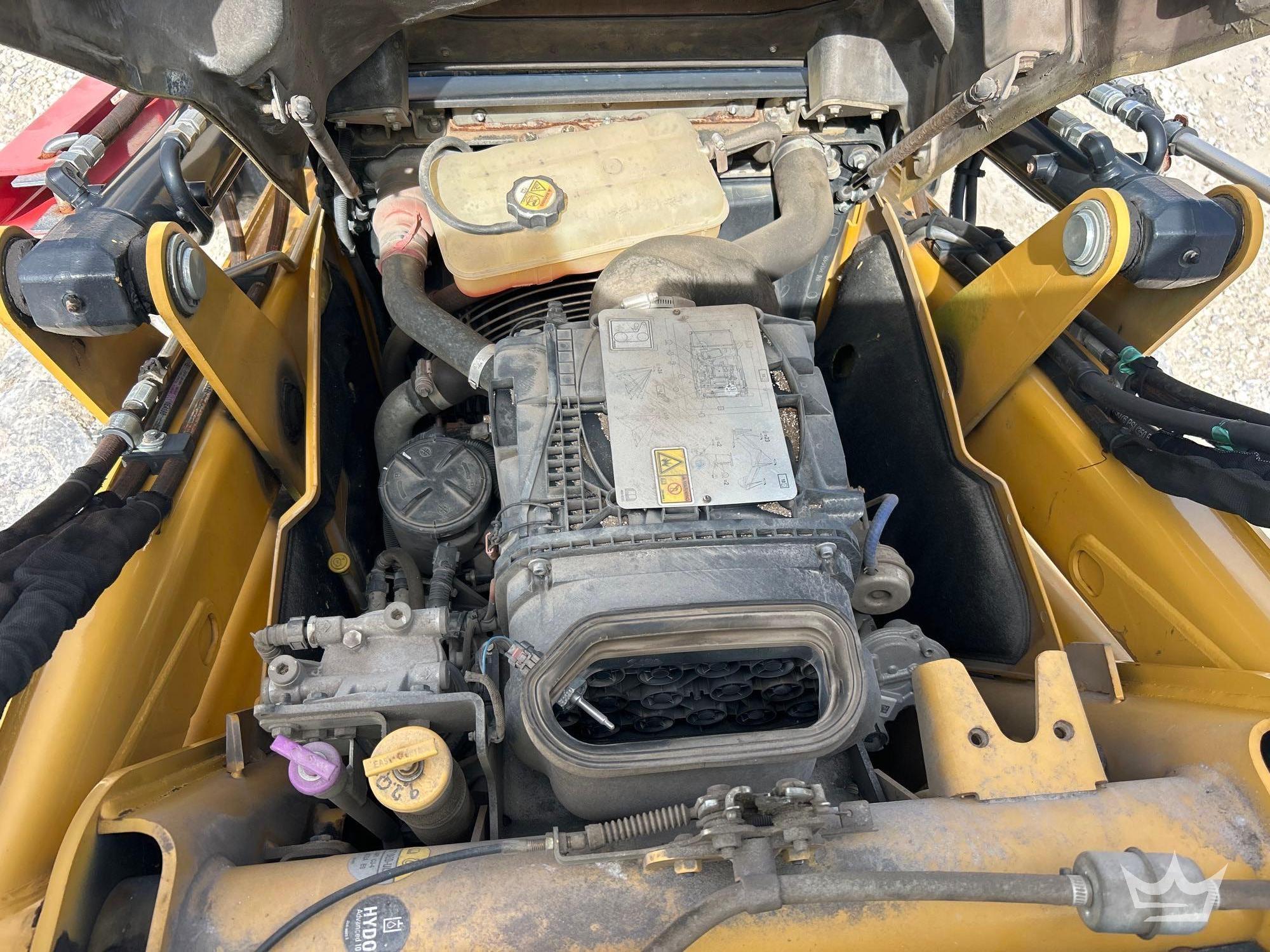 2017 Caterpillar 420F2 IT