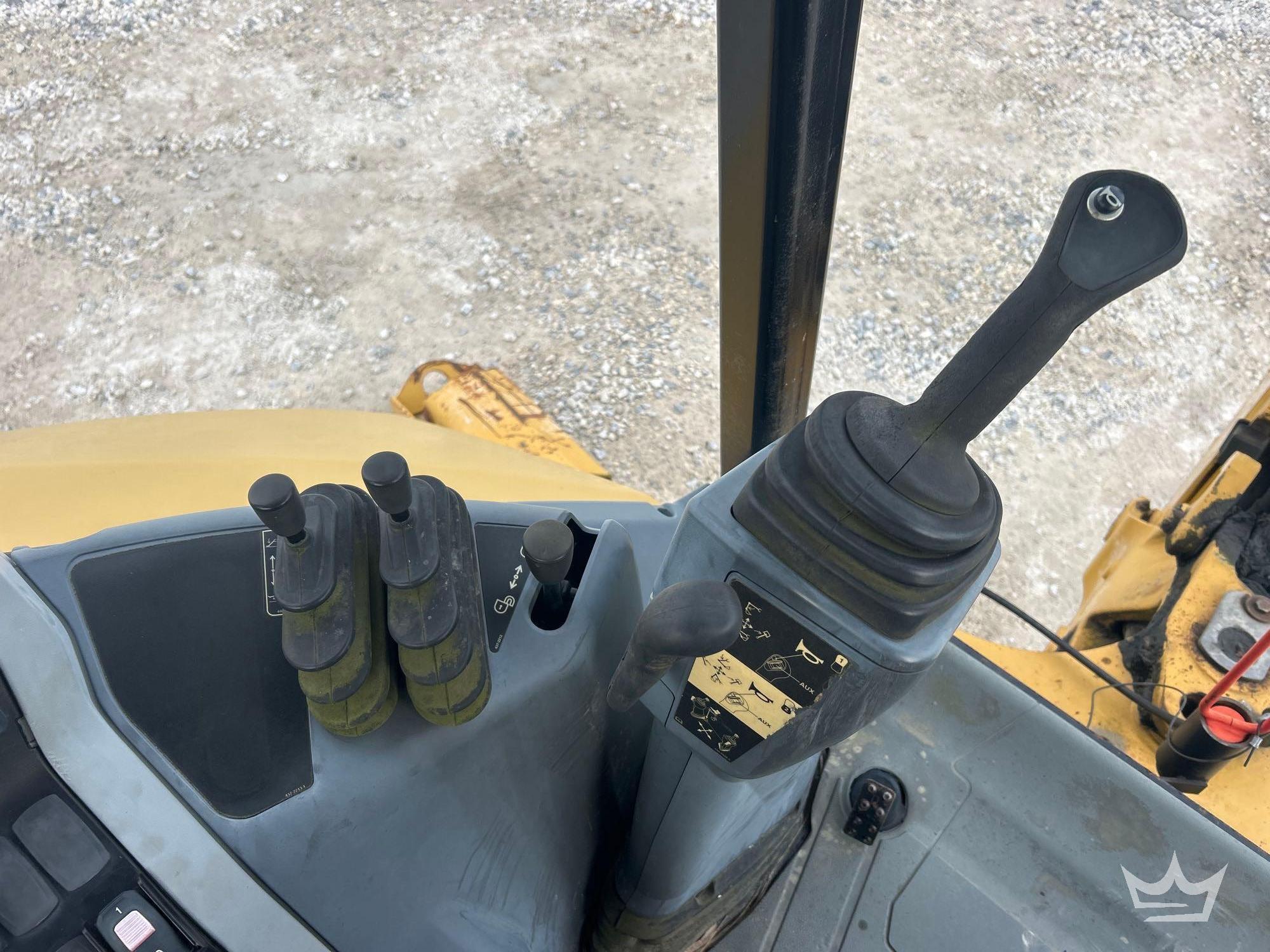 2015 Caterpillar 420F2 IT