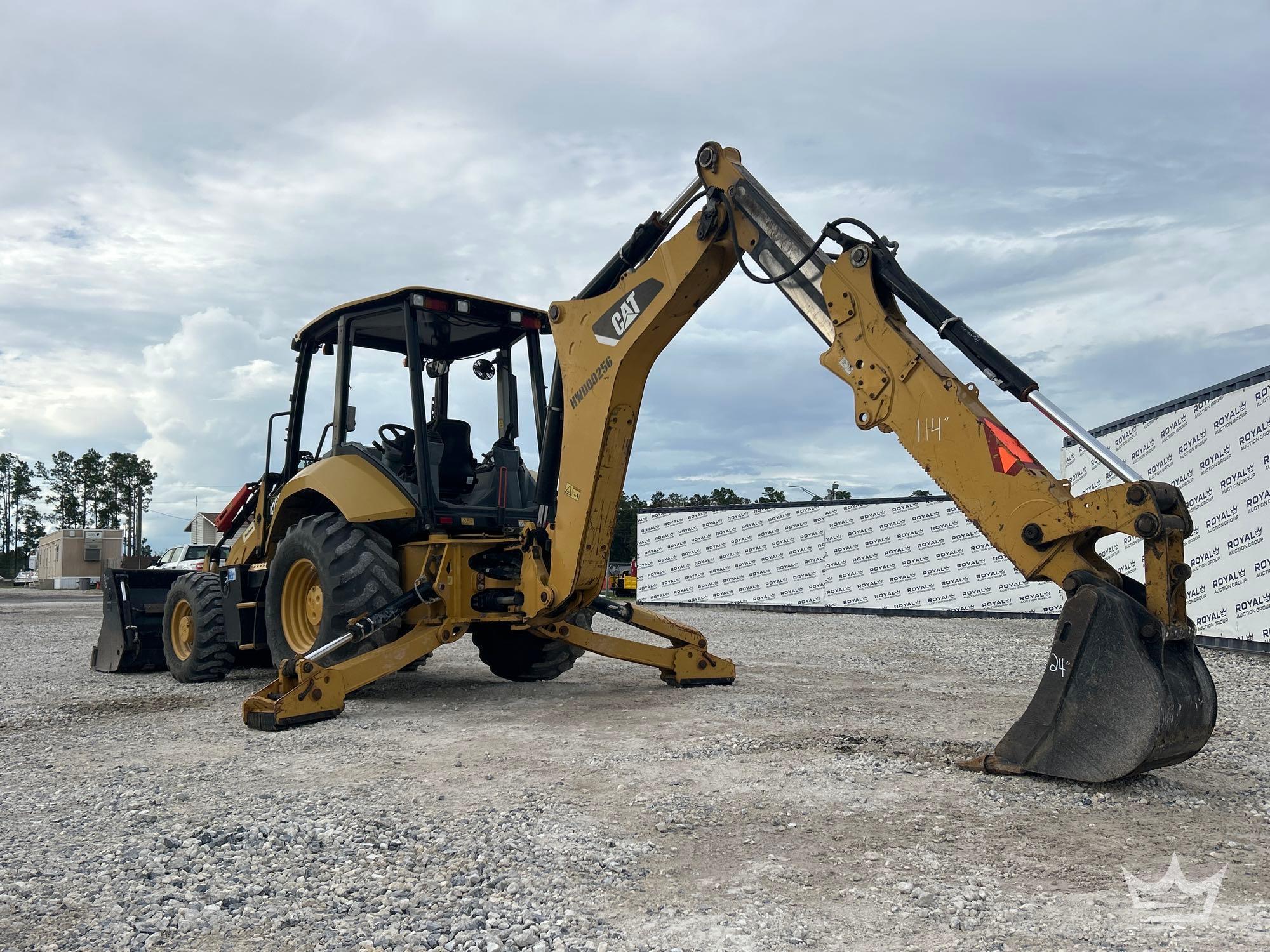 2015 Caterpillar 420F2 IT