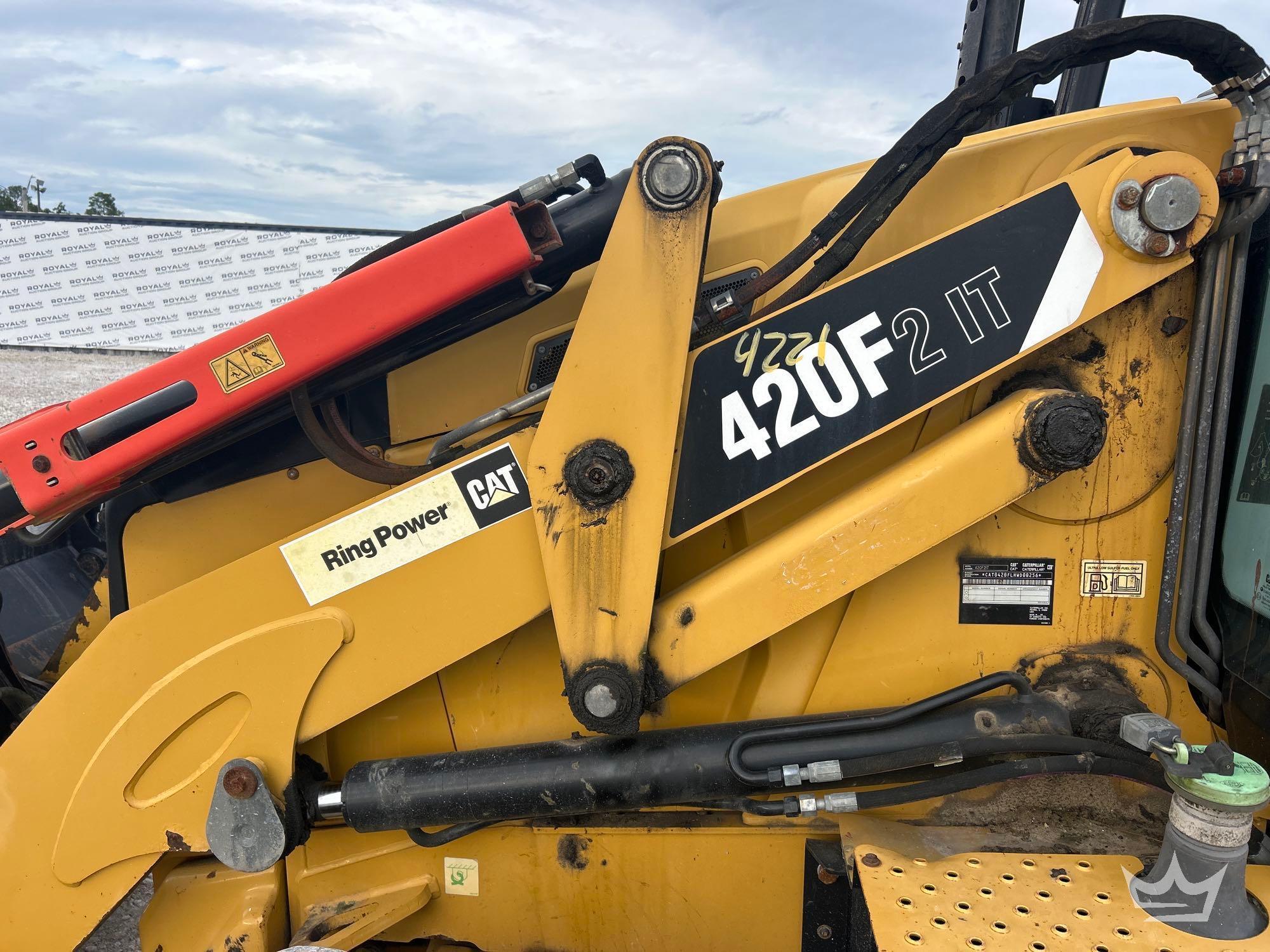 2015 Caterpillar 420F2 IT