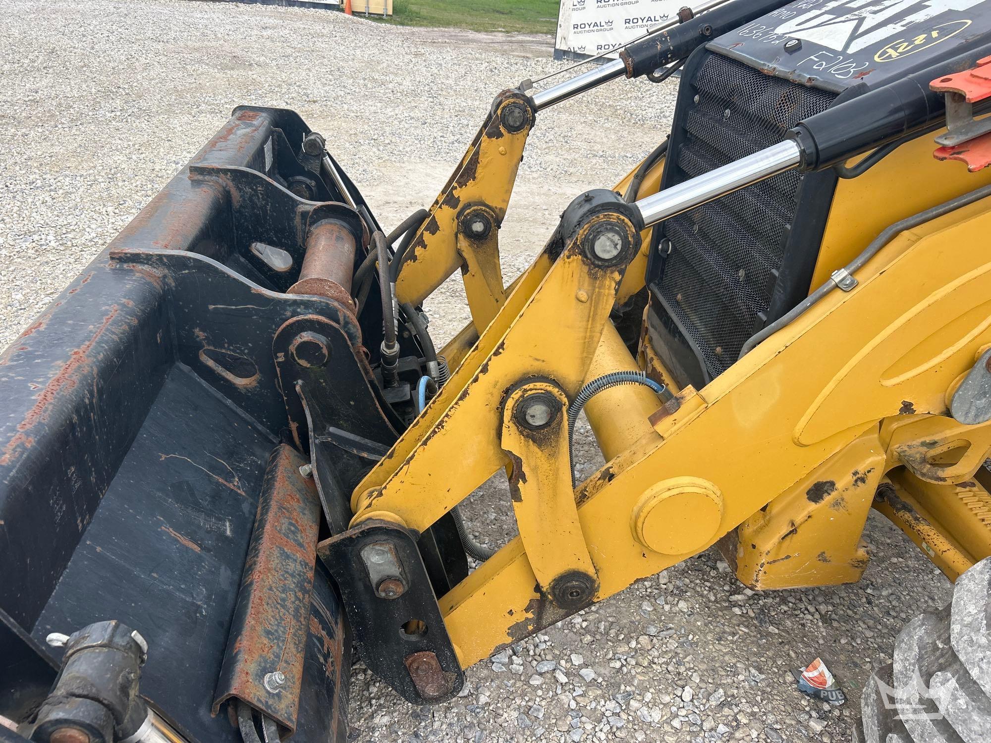 2015 Caterpillar 420F2 IT