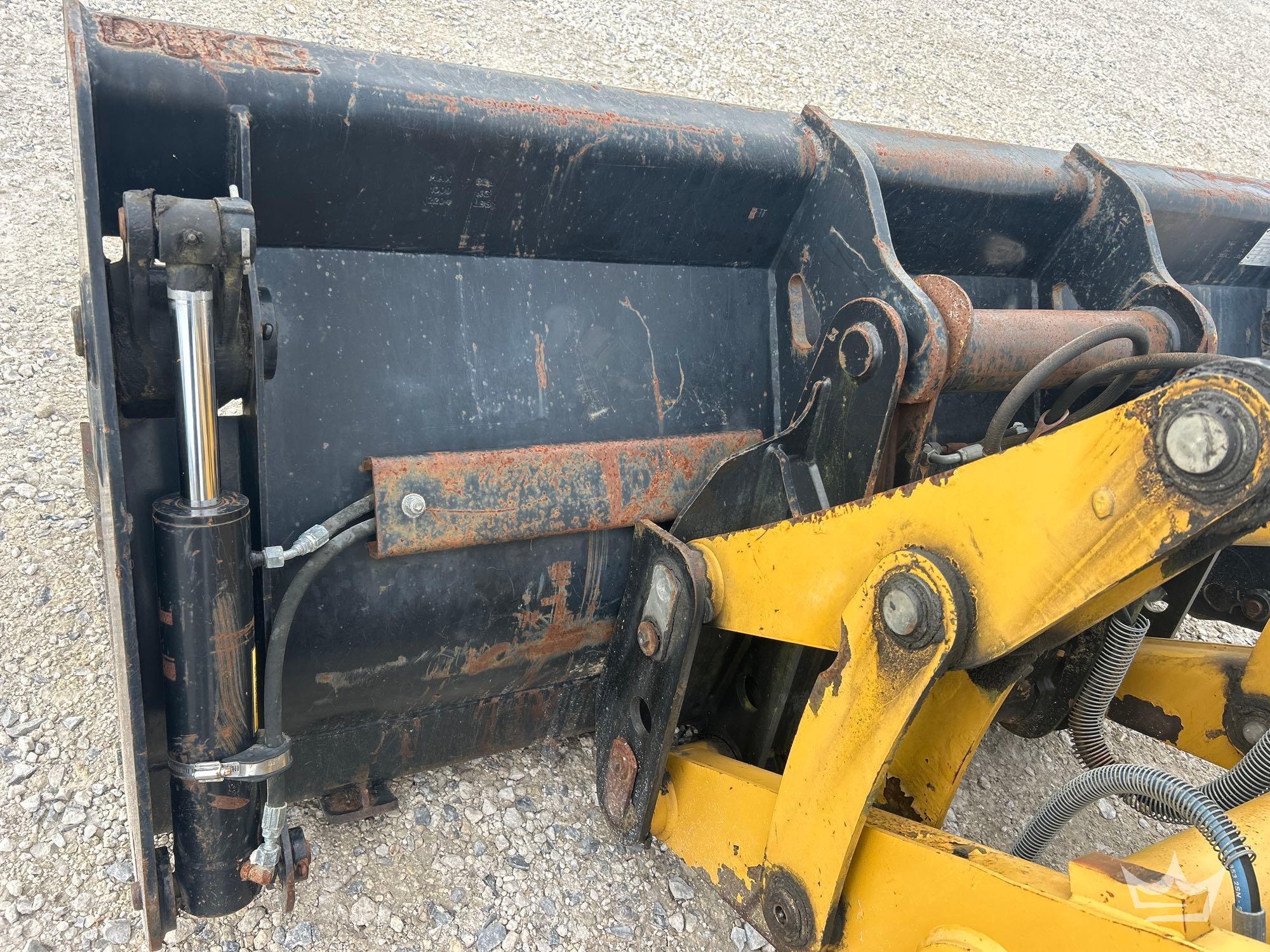 2015 Caterpillar 420F2 IT