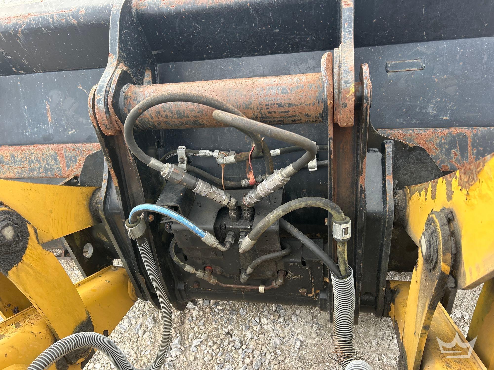 2015 Caterpillar 420F2 IT