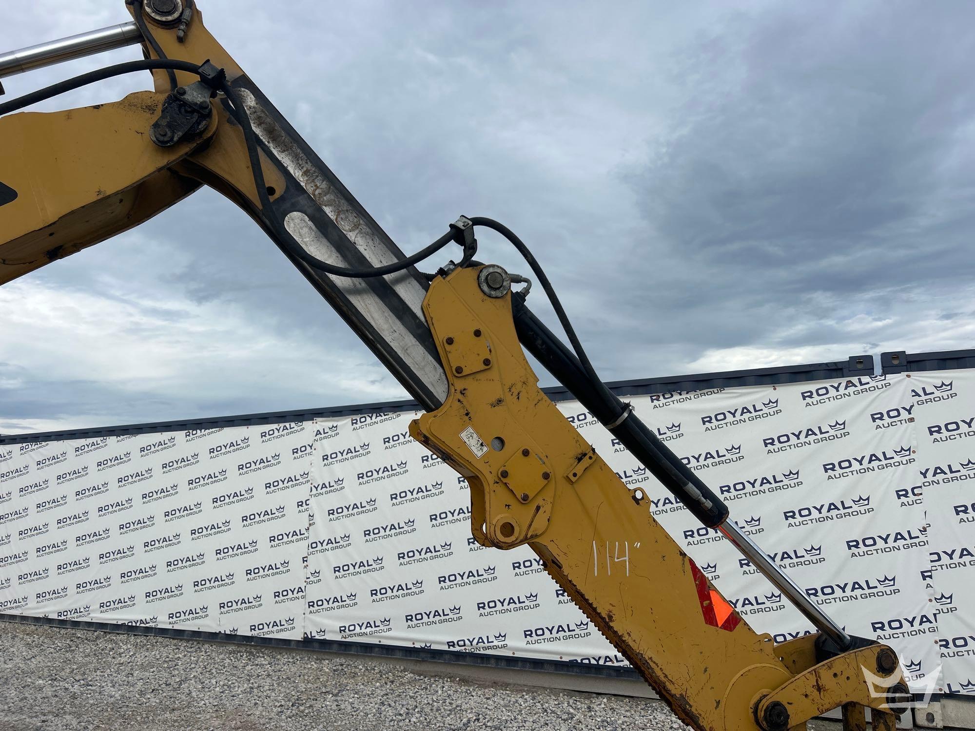 2015 Caterpillar 420F2 IT