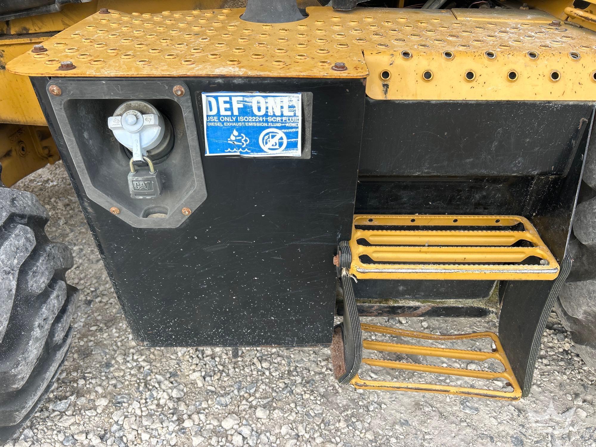 2015 Caterpillar 420F2 IT