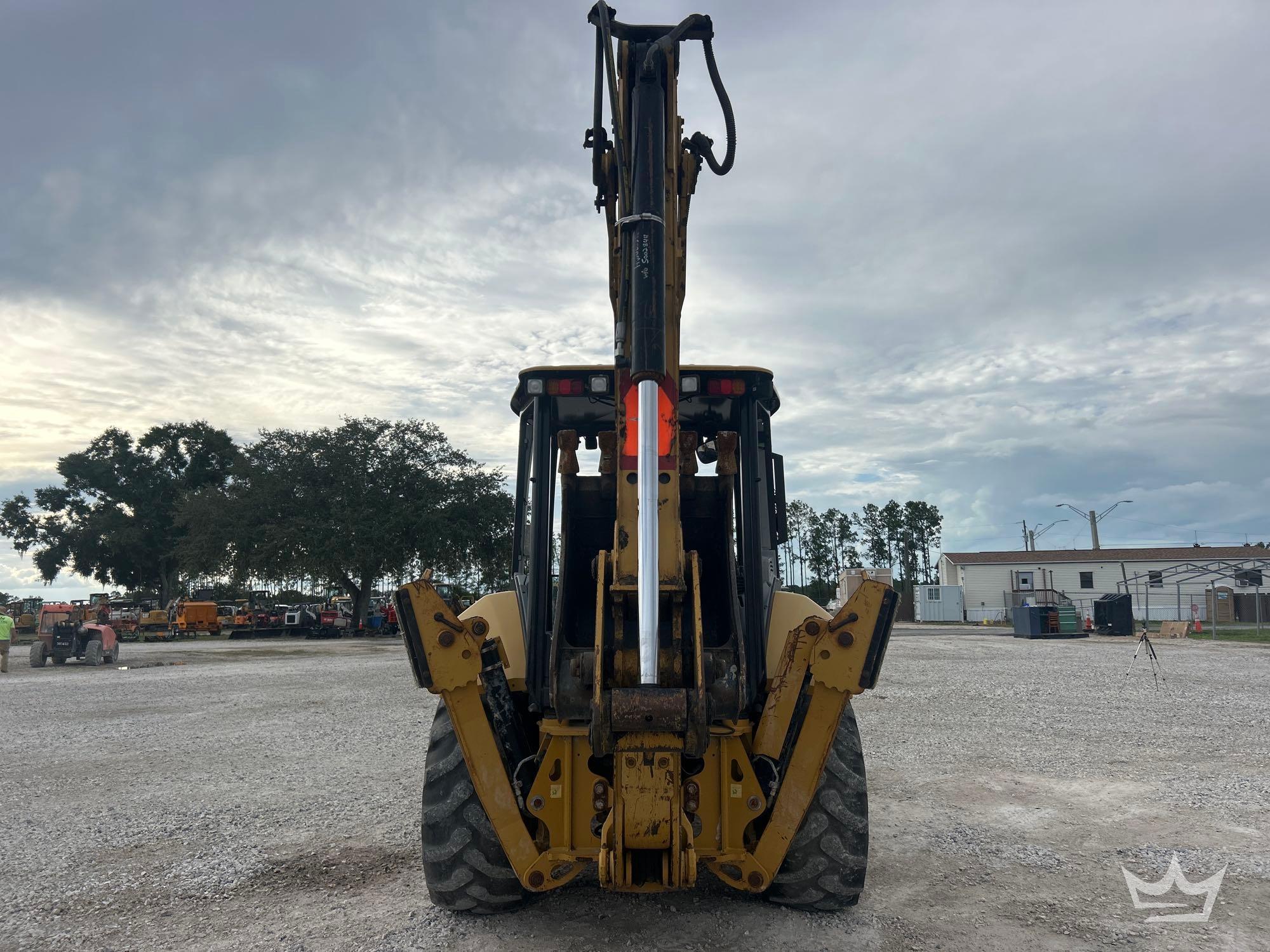 2015 Caterpillar 420F2 IT
