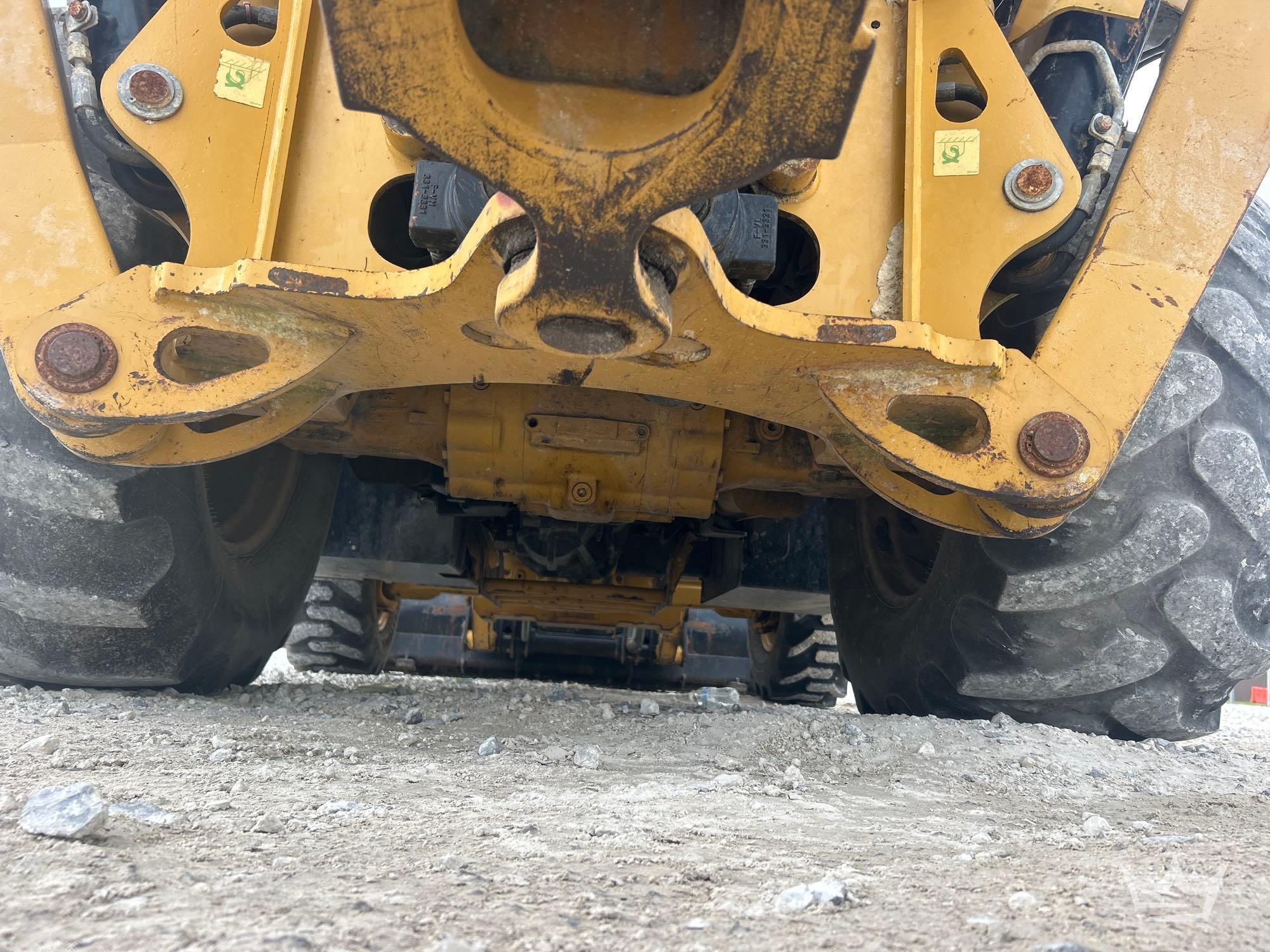 2015 Caterpillar 420F2 IT