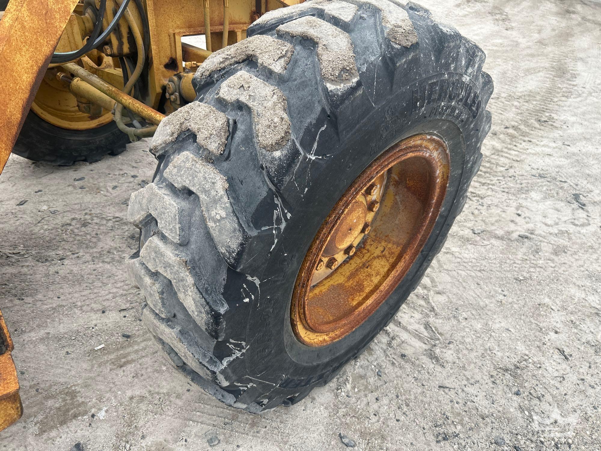 1989 Caterpillar 120G