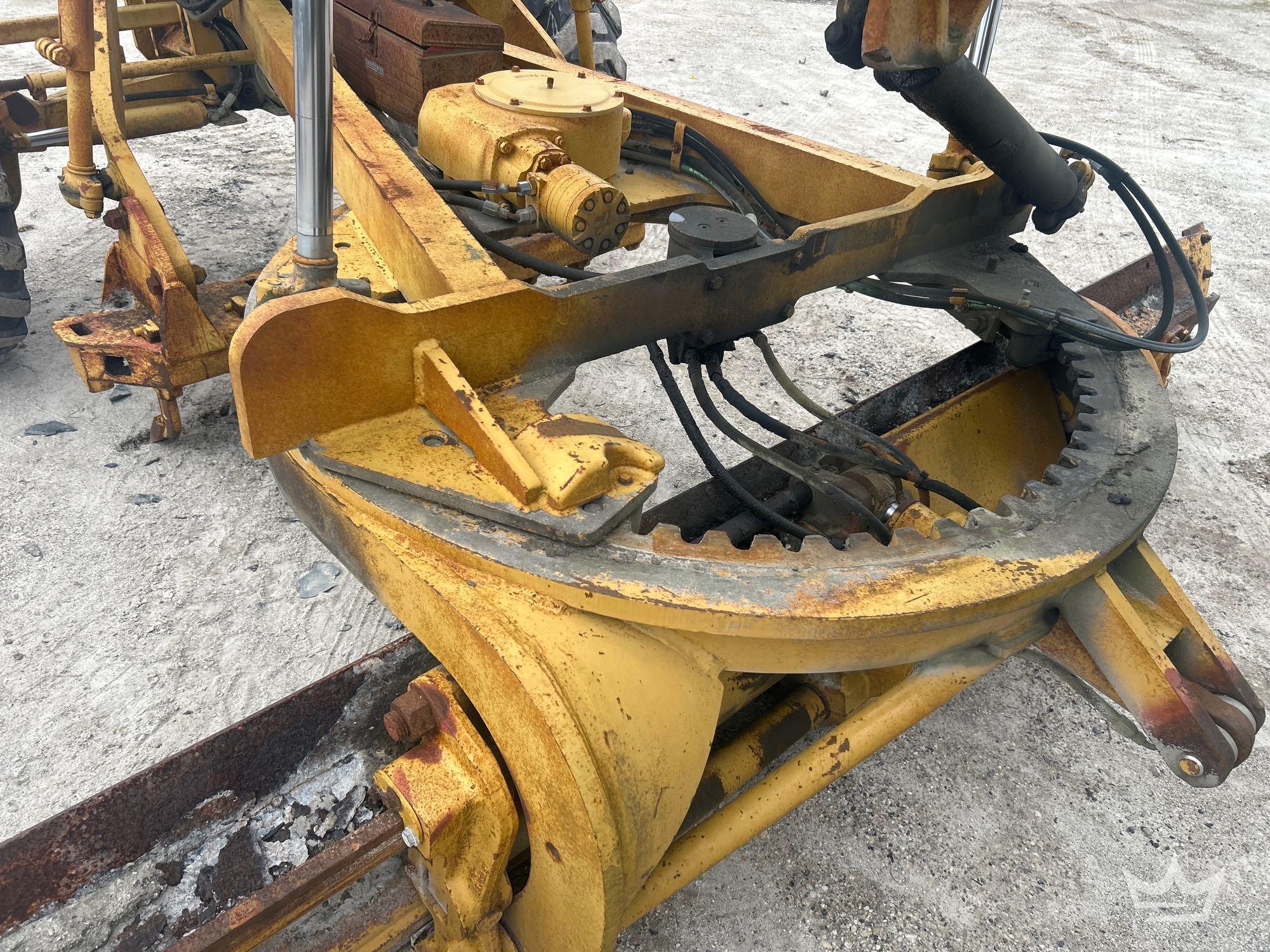 1989 Caterpillar 120G