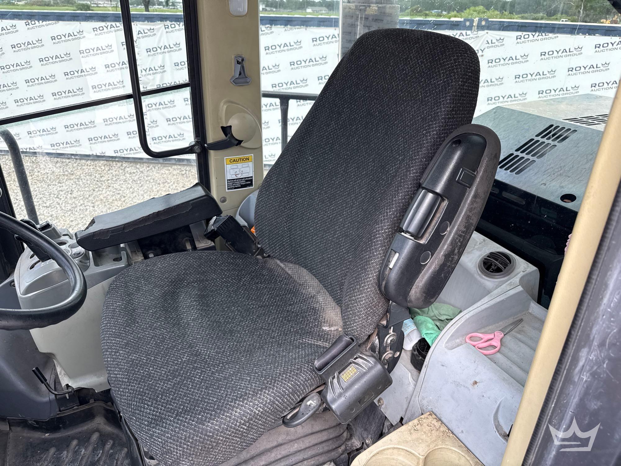 2022 John Deere 524