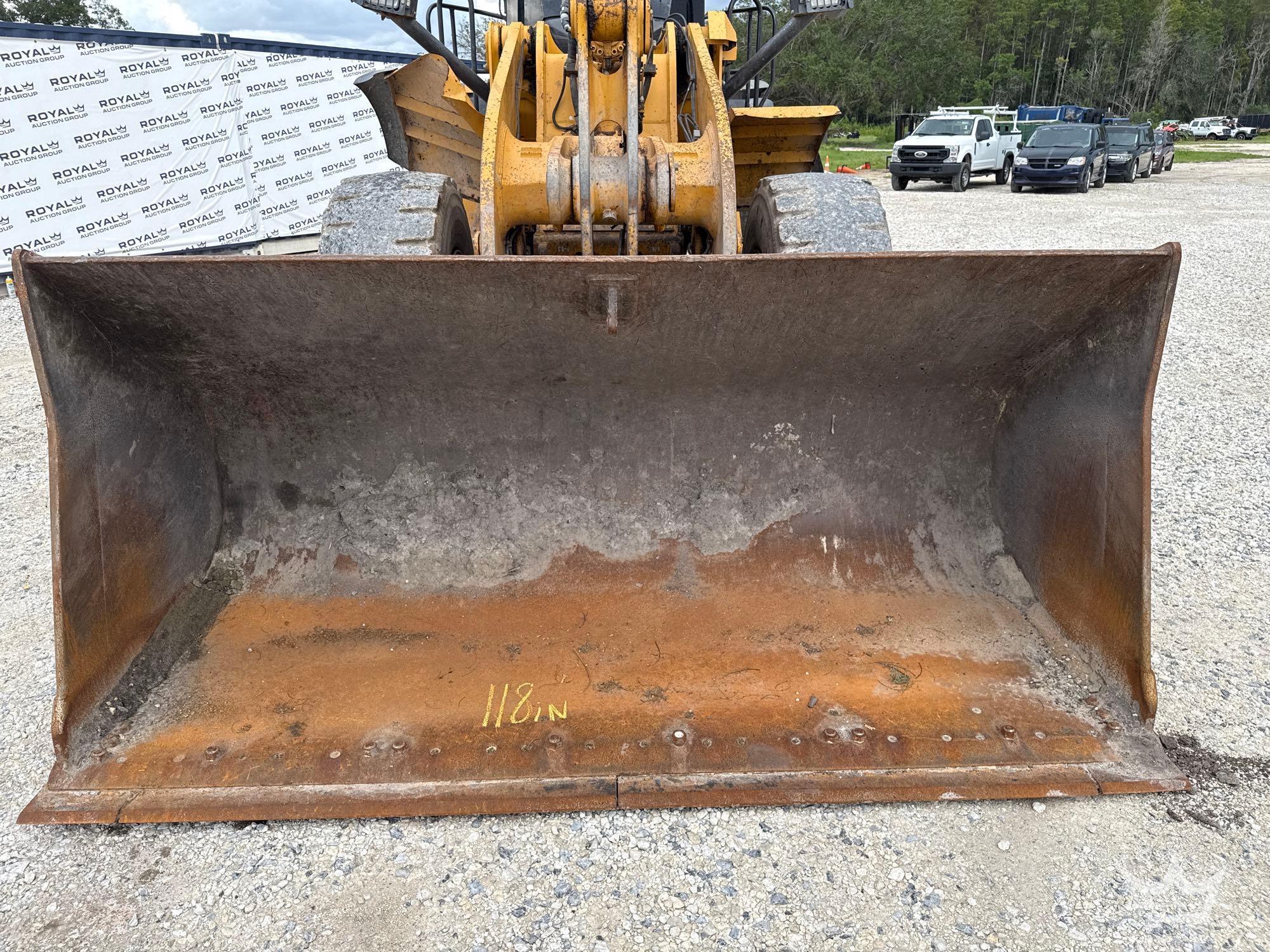 2022 John Deere 524