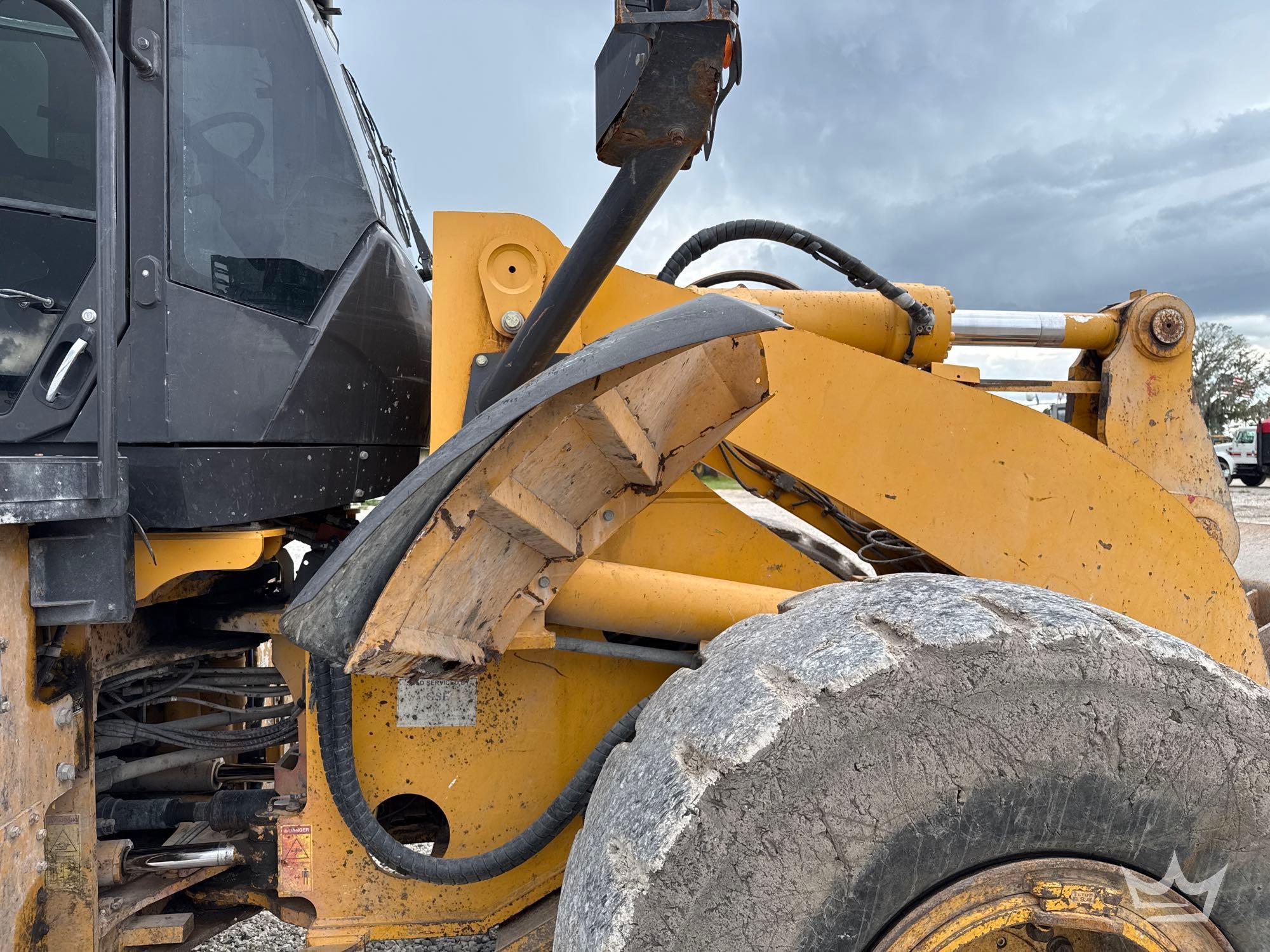2022 John Deere 524