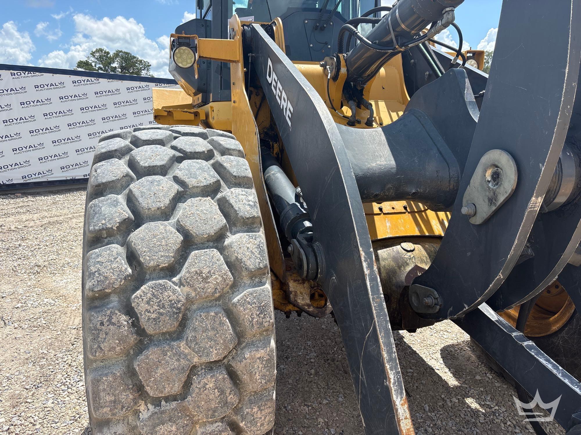 2017 John Deere 524K