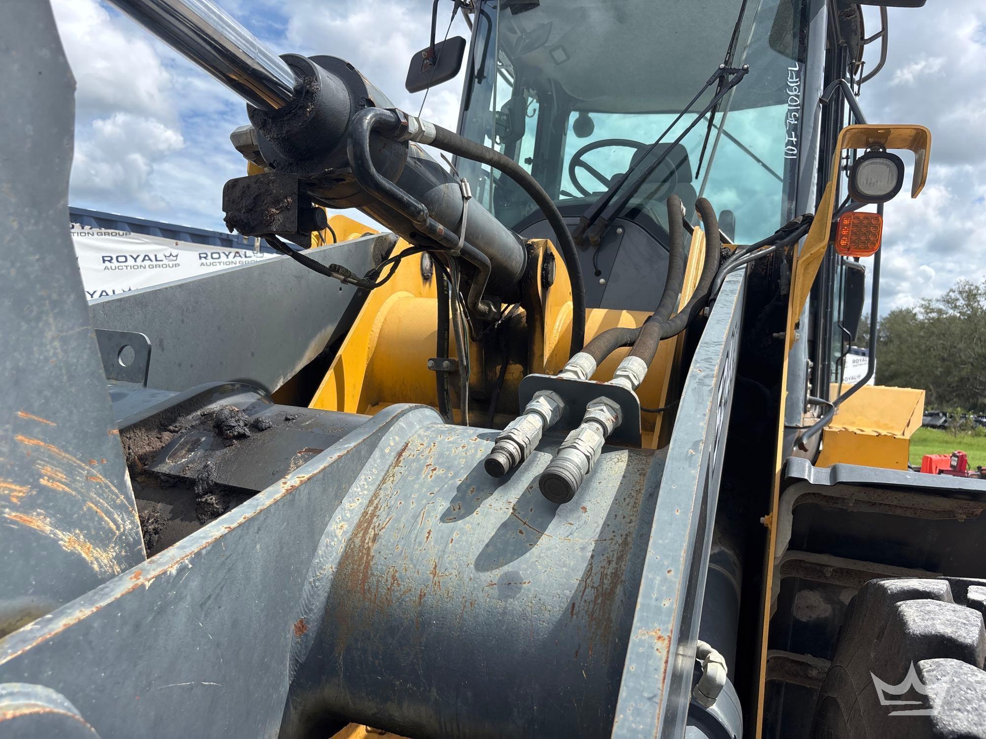 2017 John Deere 524K