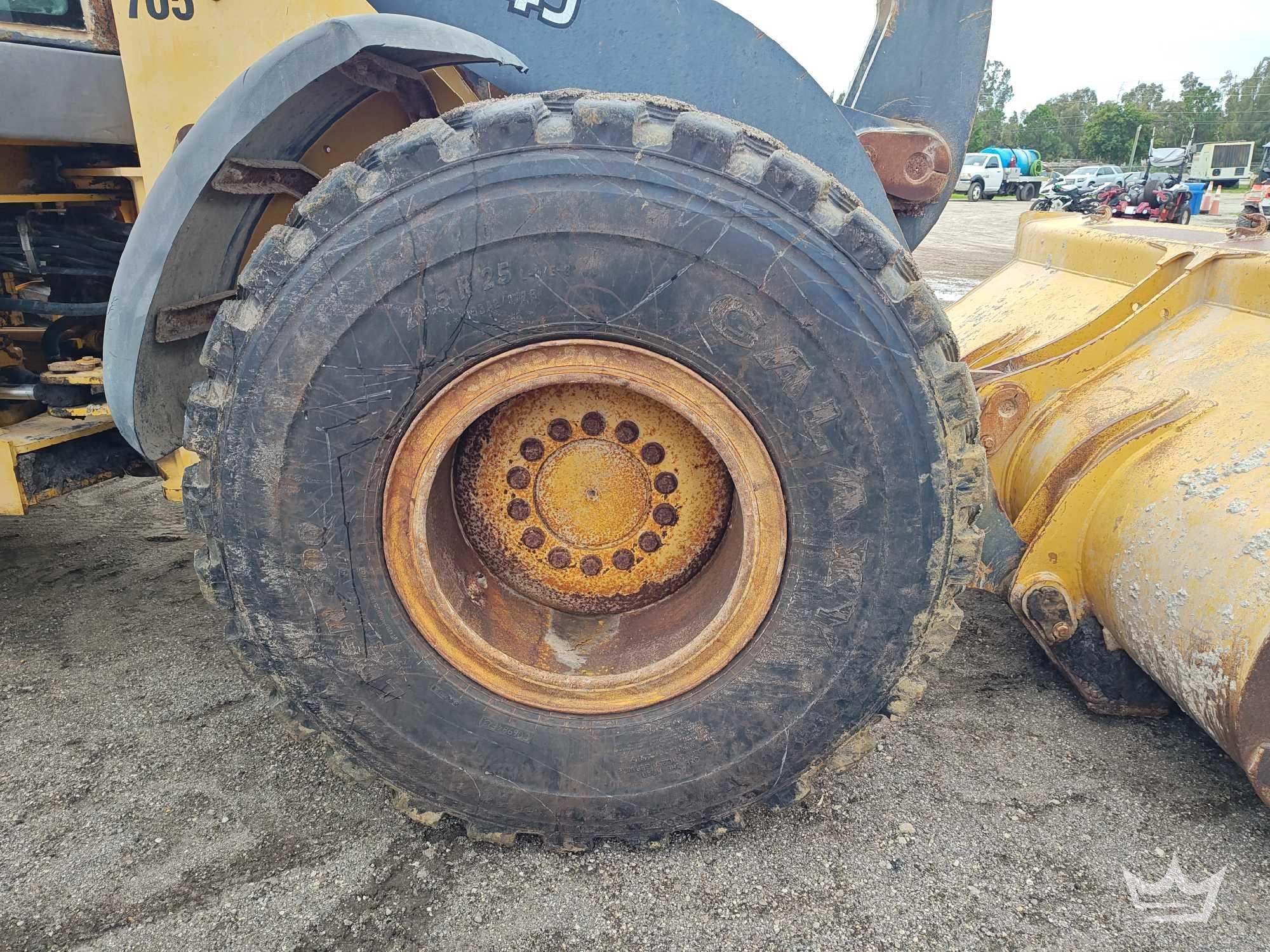 2004 John Deere 544J