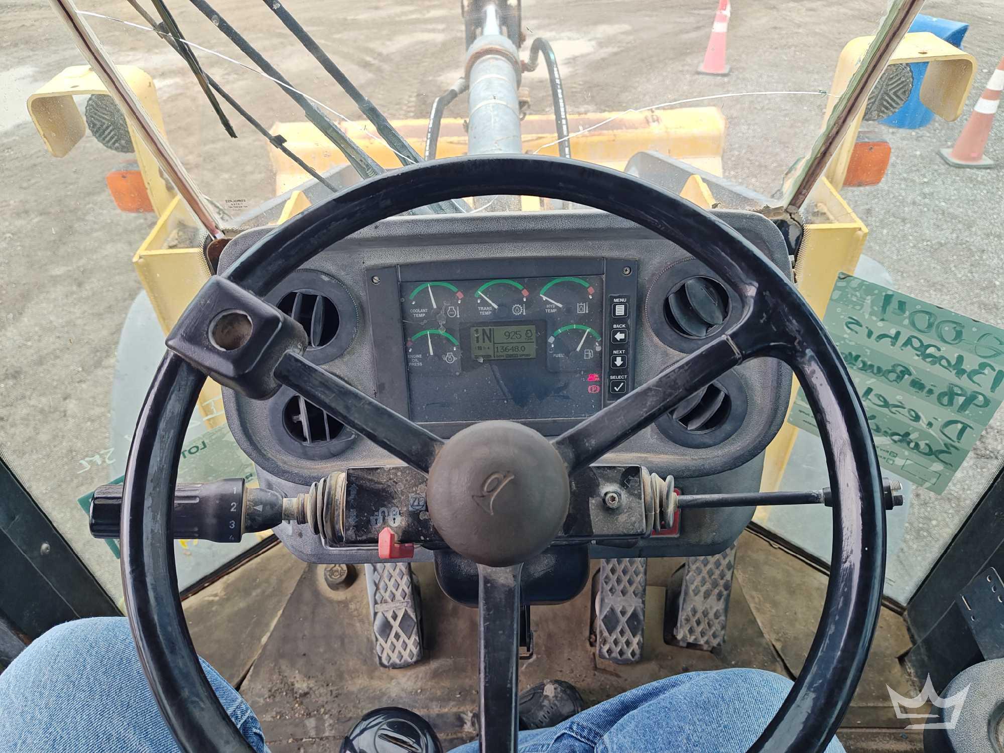 2004 John Deere 544J
