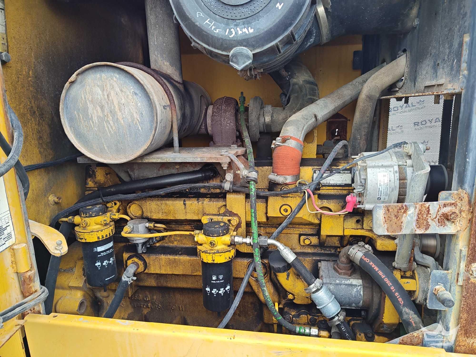 2004 John Deere 544J