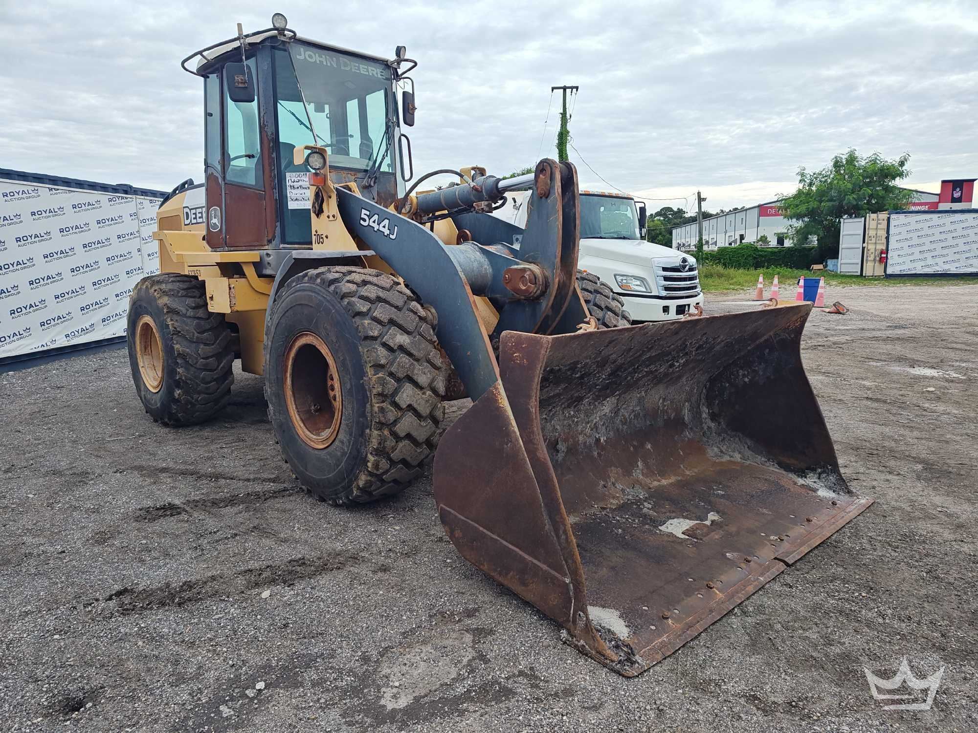 2004 John Deere 544J
