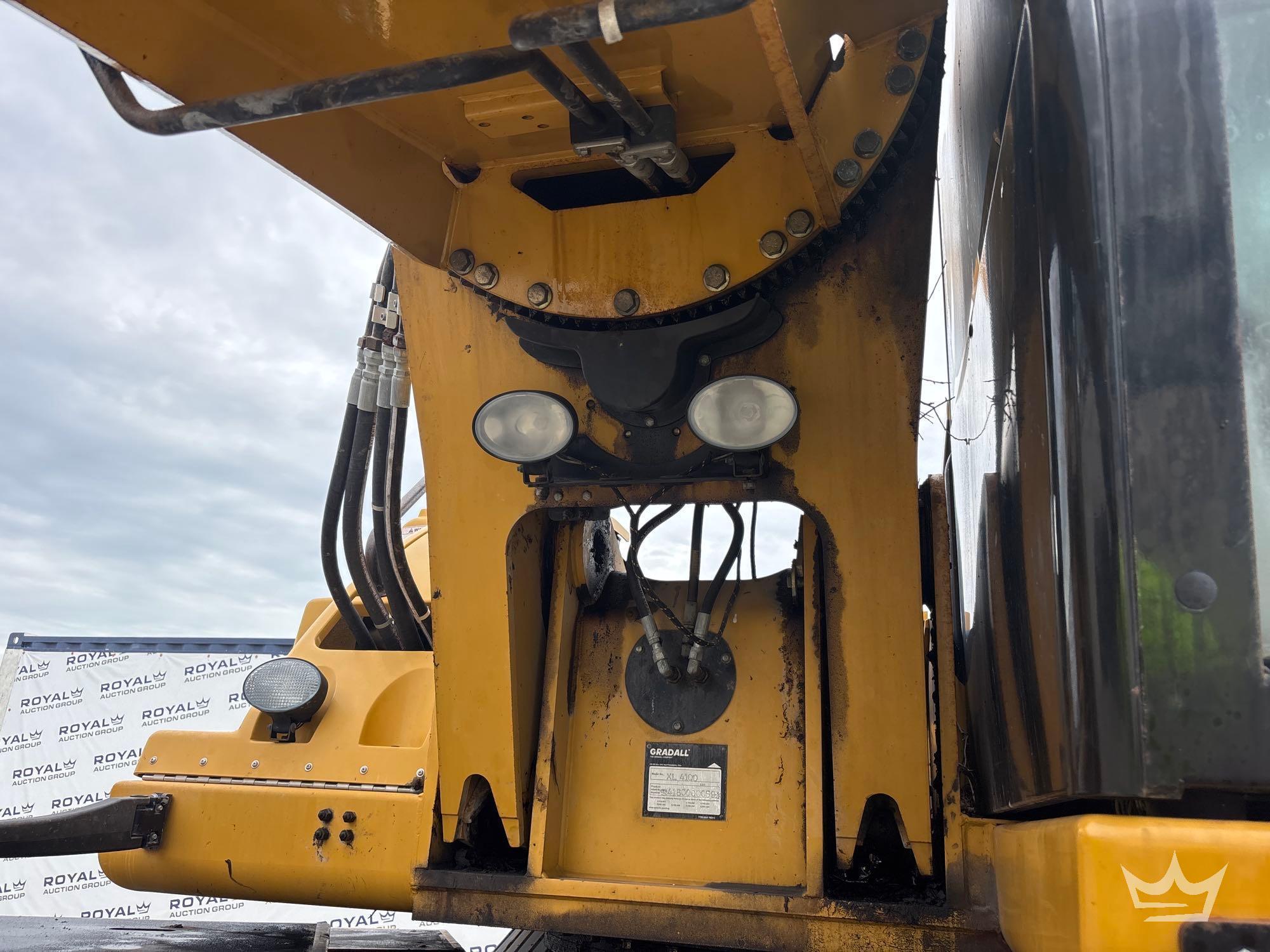 2013 Gradall XL 4100