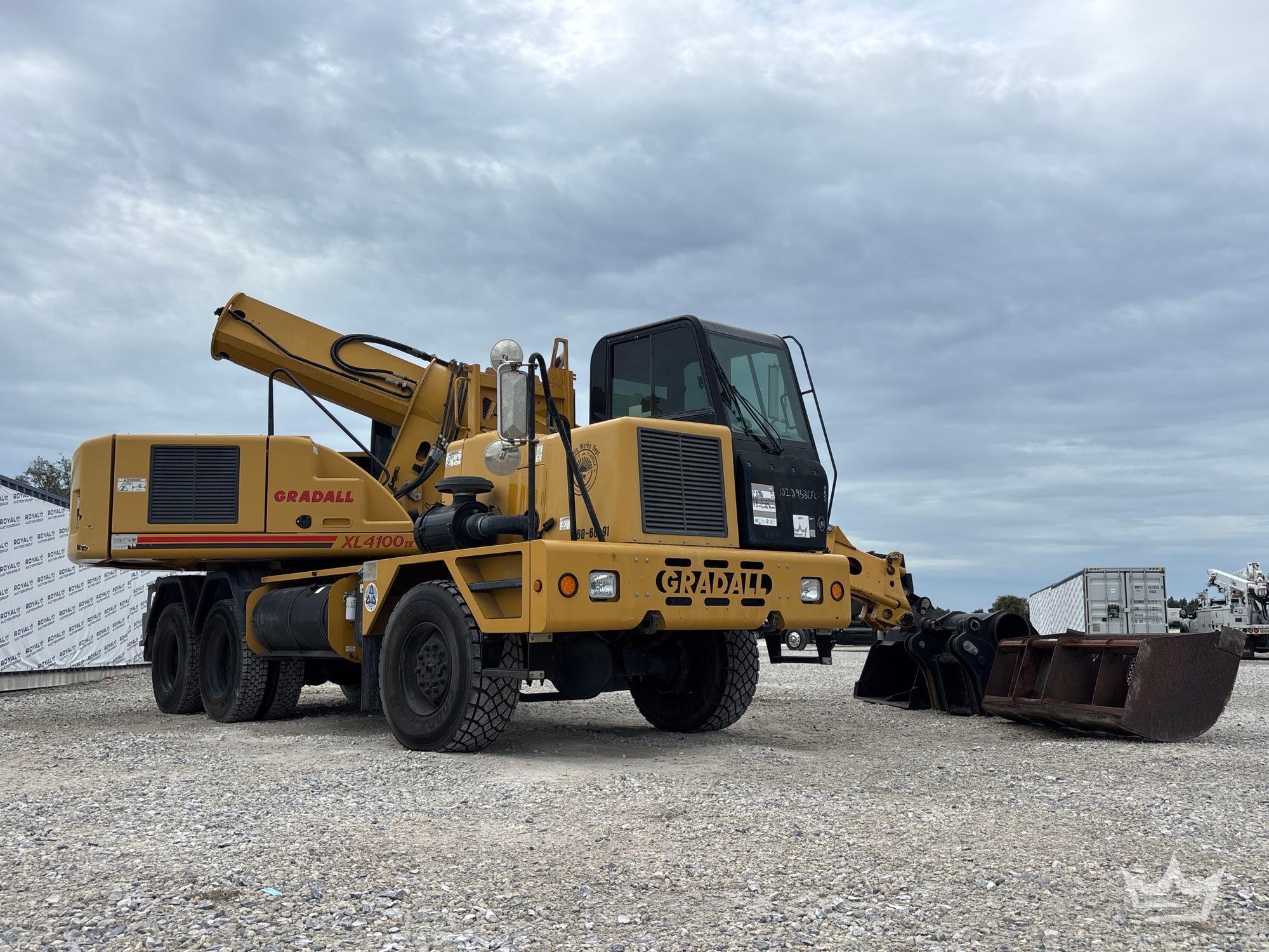 2013 Gradall XL 4100